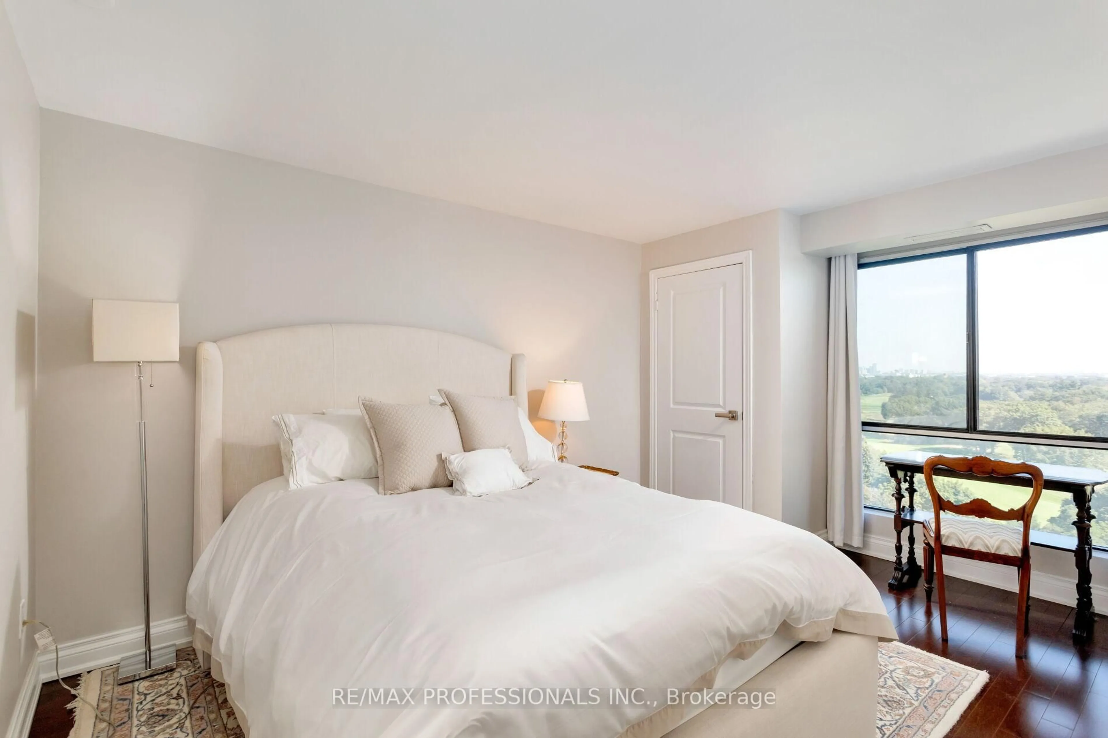 Bedroom with bed, unknown for 1400 Dixie Rd #1503, Mississauga Ontario L5E 3E1