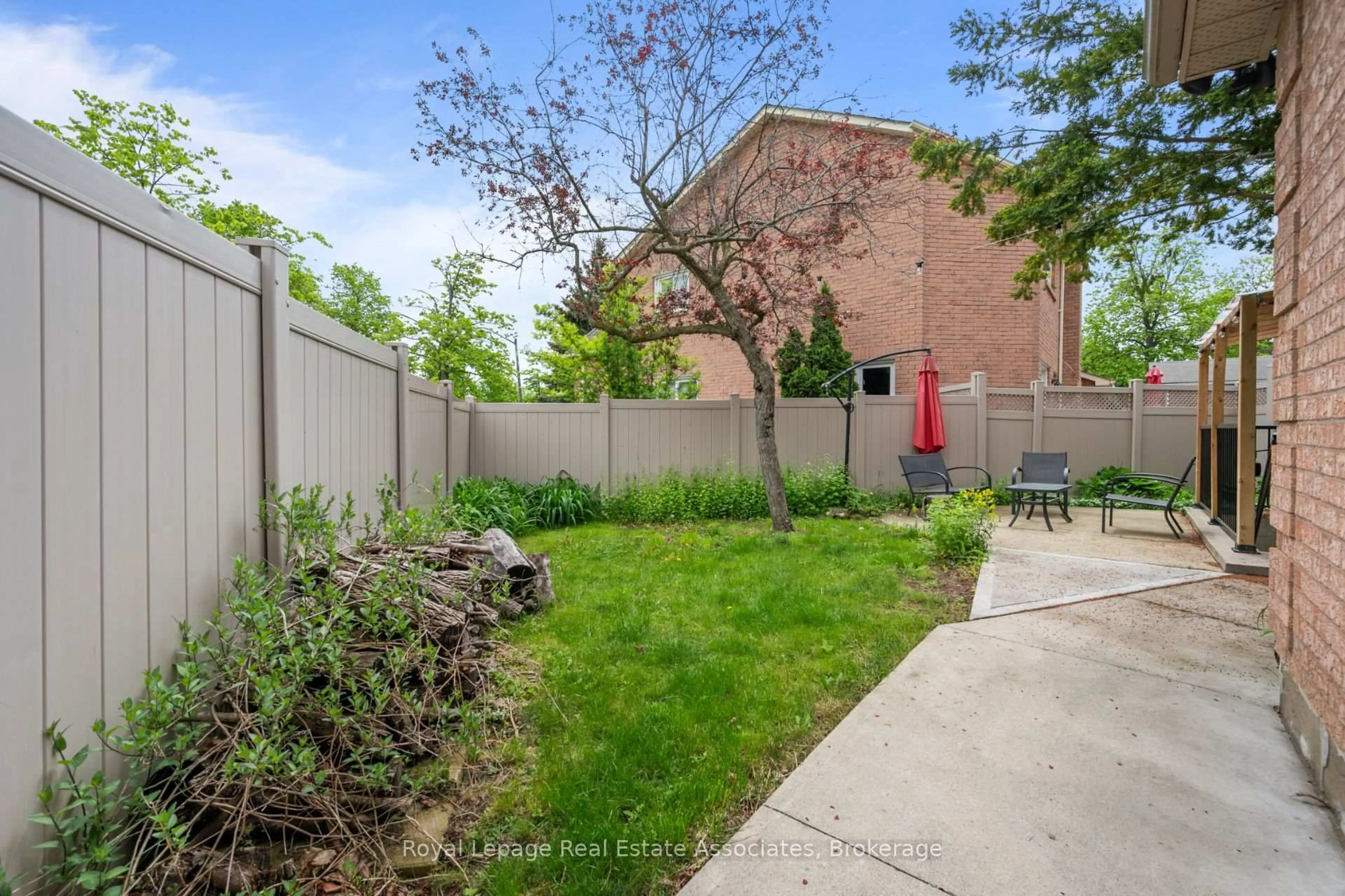 Patio, street for 6682 Snow Goose Lanes Lane, Mississauga Ontario L5N 5H8