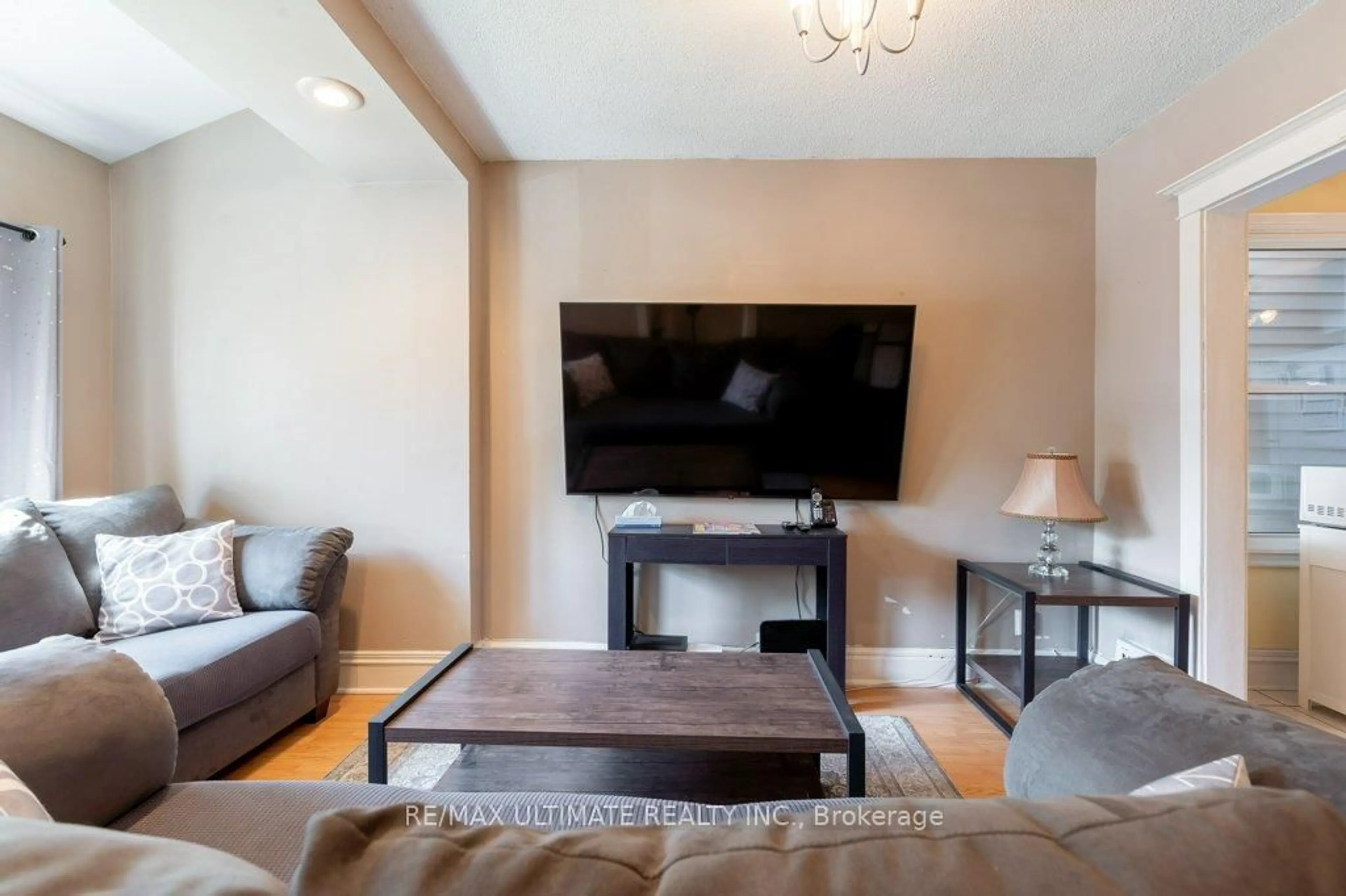 Living room with furniture, unknown for 281 Boon Ave, Toronto Ontario M6E 4A2