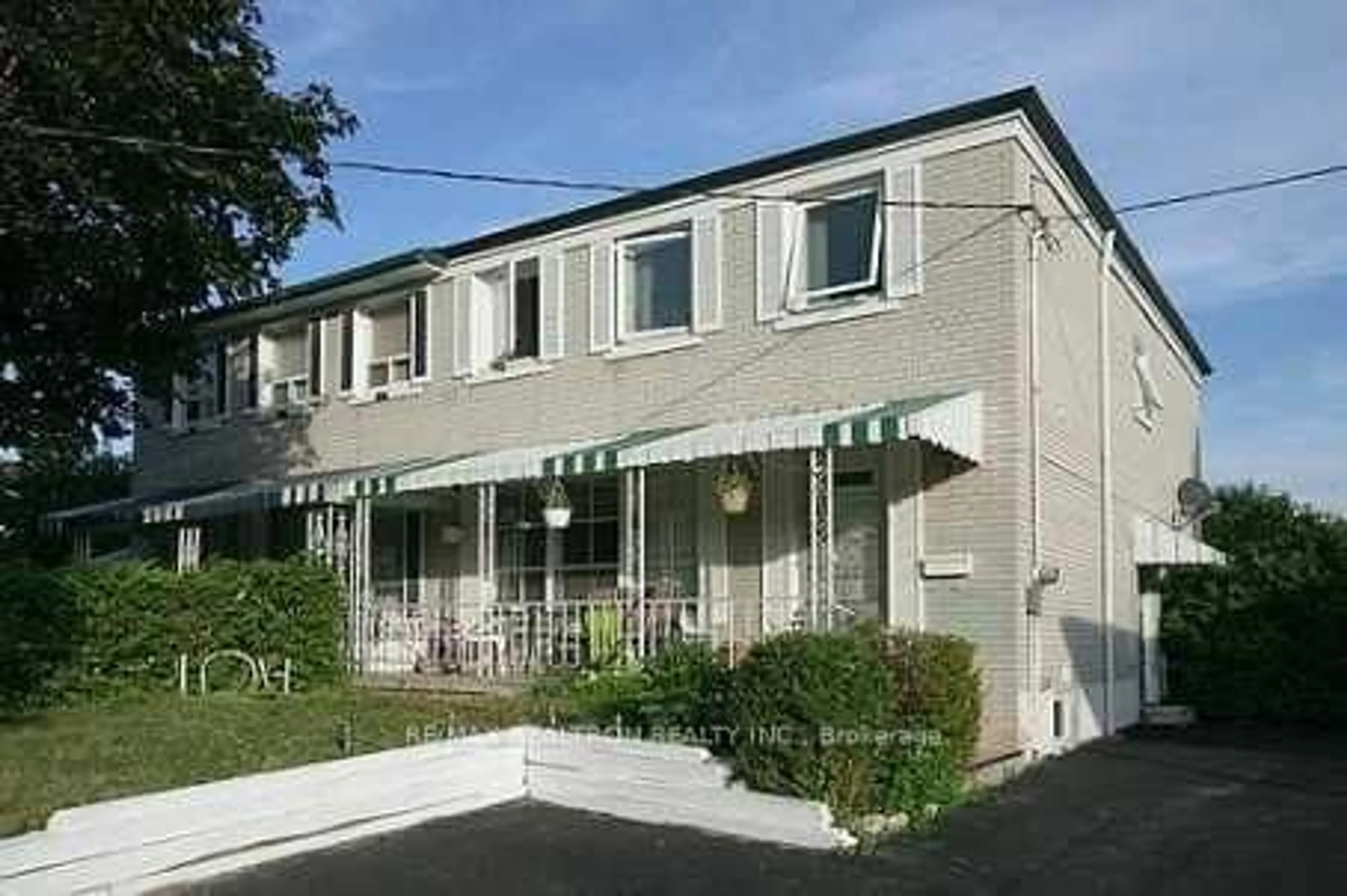 Unknown for 7 Yellowstone St, Toronto Ontario M3N 1M3