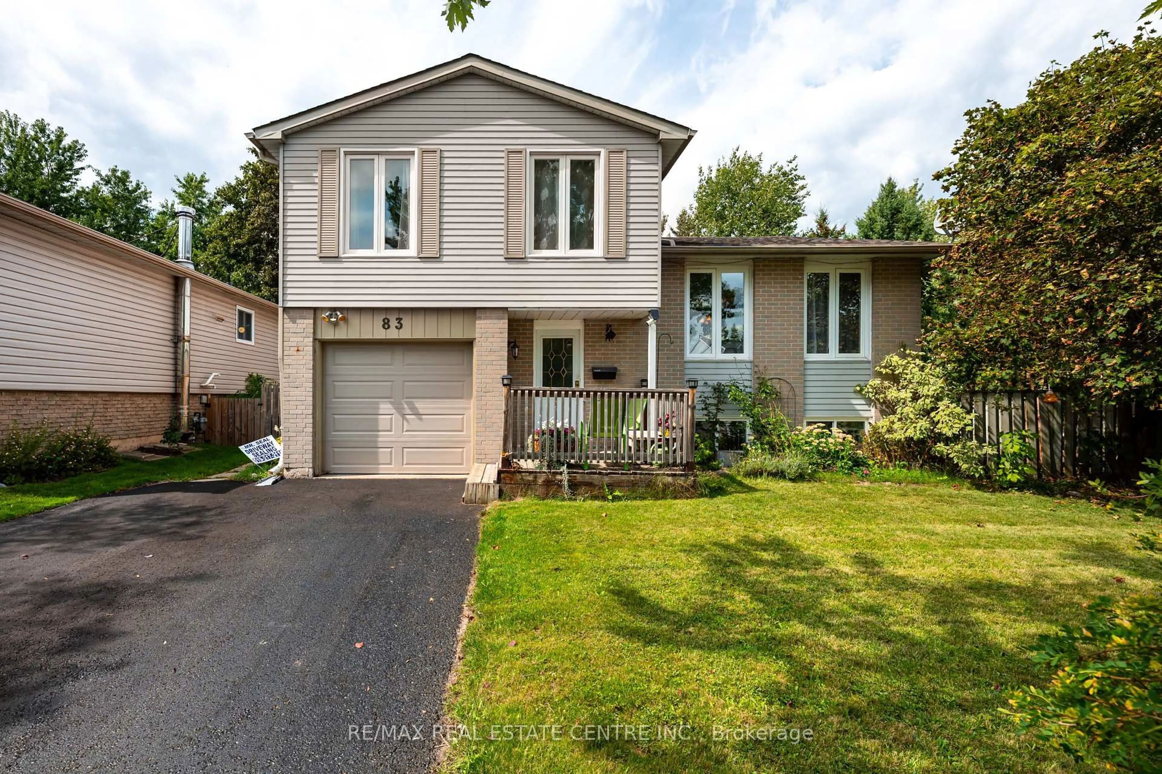 Unknown for 83 Brenda Blvd, Orangeville Ontario L9W 3L3