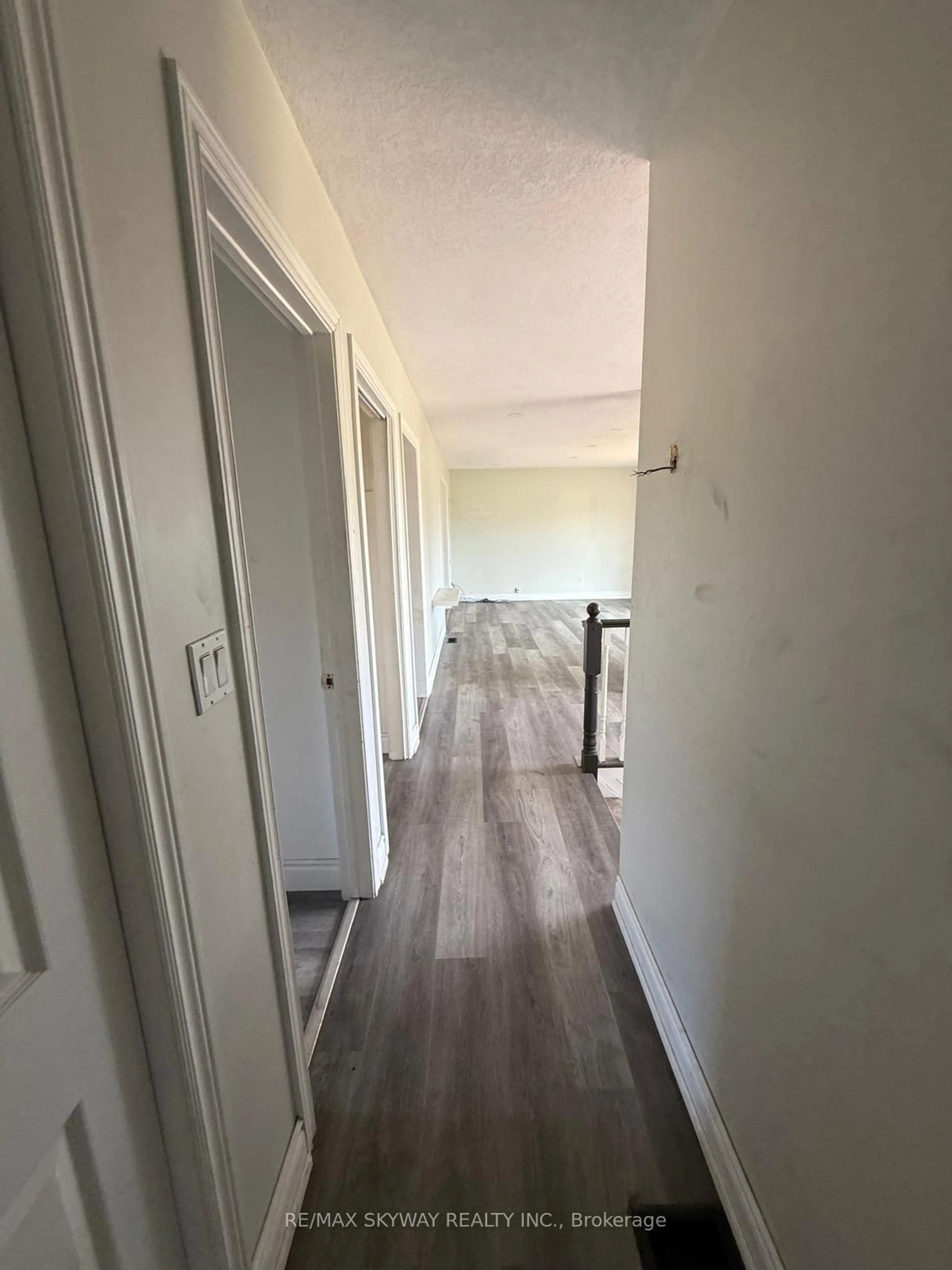 A pic of a room for 6700 32 Side Road Sdrd, Halton Hills Ontario L7J 2L9