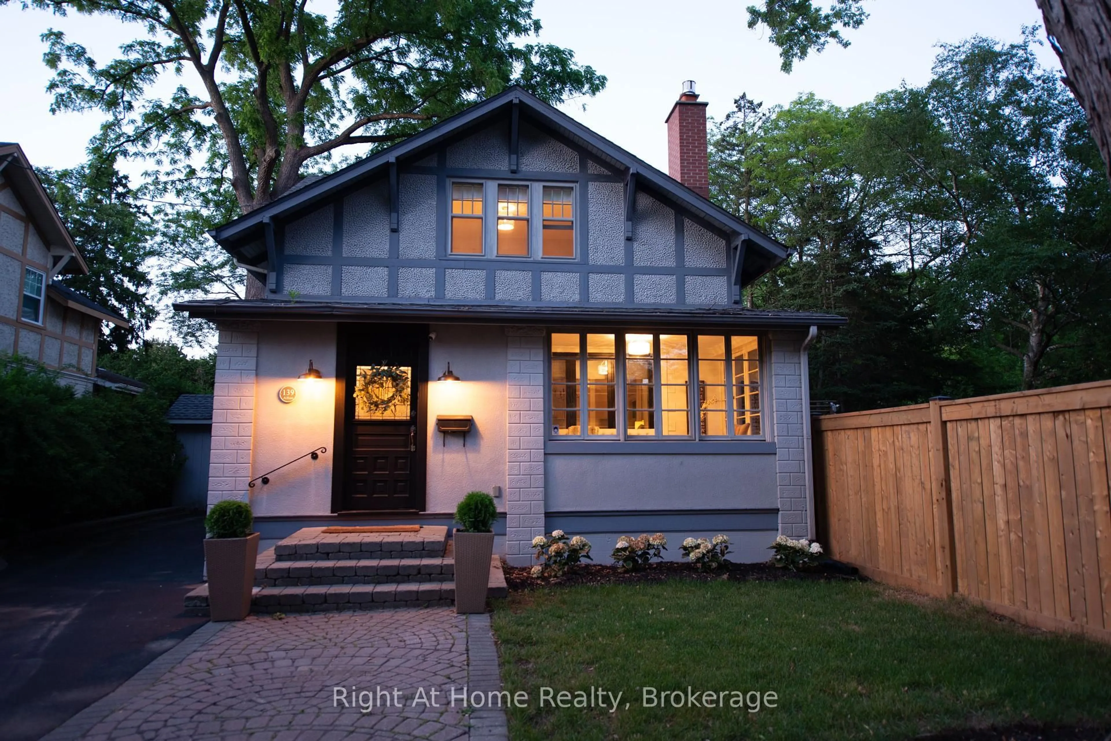 Home with brick exterior material, street for 139 Allan St, Oakville Ontario L6J 3N6