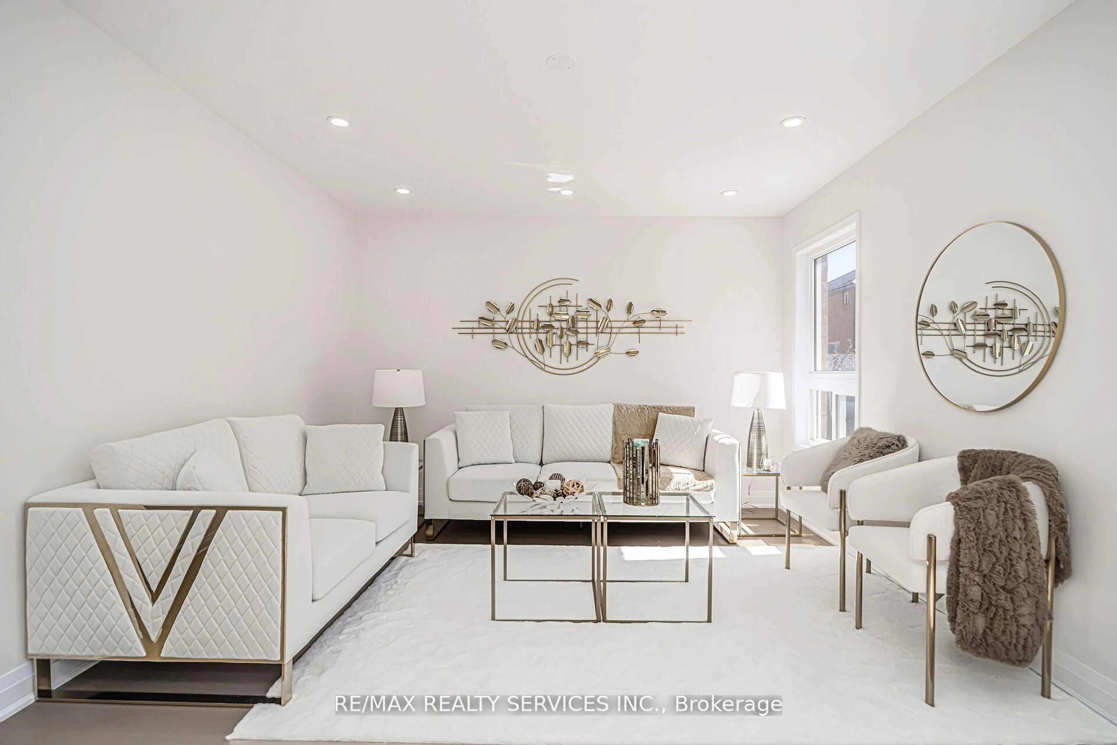 Living room with furniture, unknown for 10 Linderwood Dr, Brampton Ontario L7A 1R7