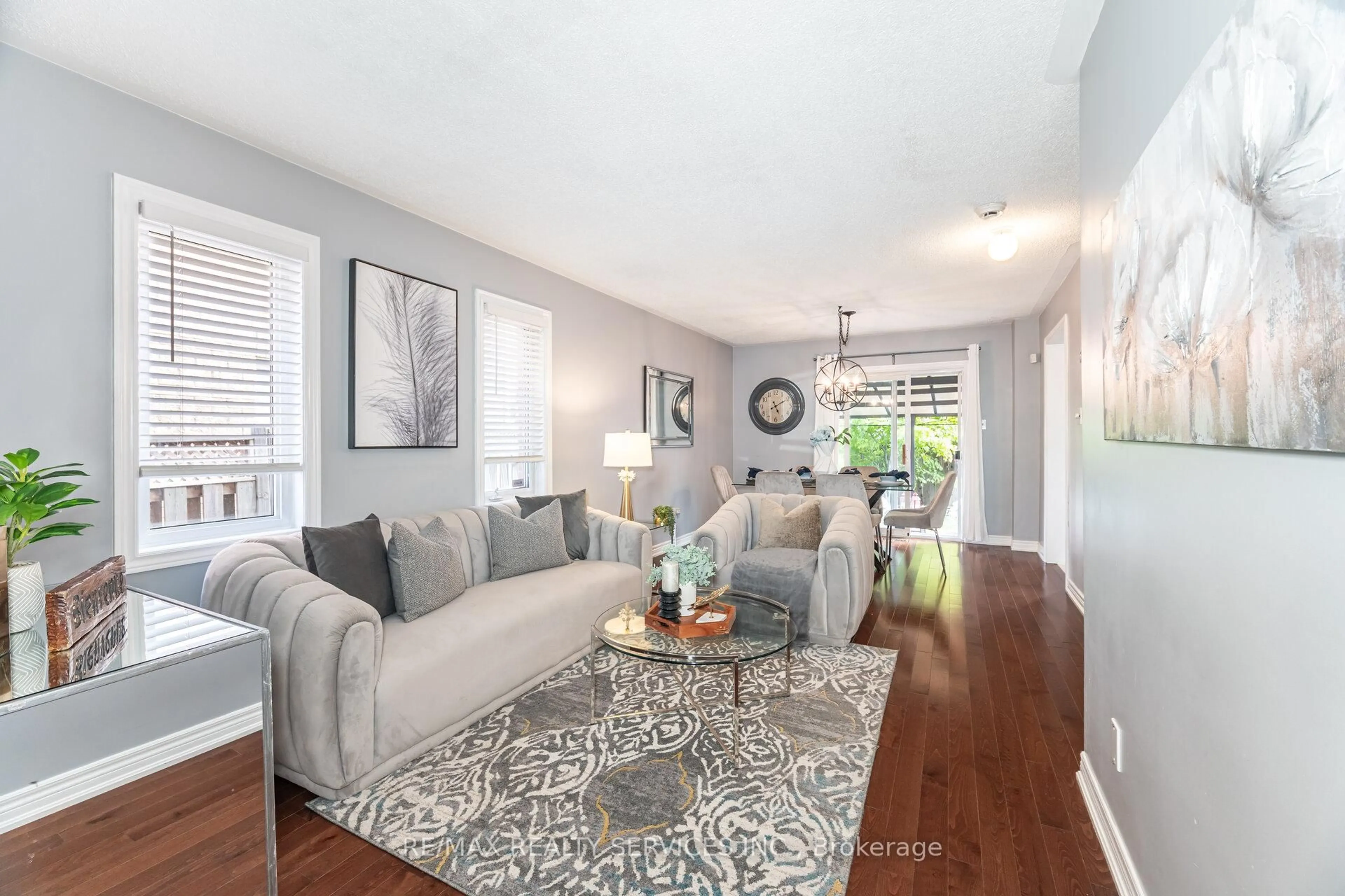 Living room with furniture, unknown for 123 Farthingale Cres, Brampton Ontario L7A 1W9