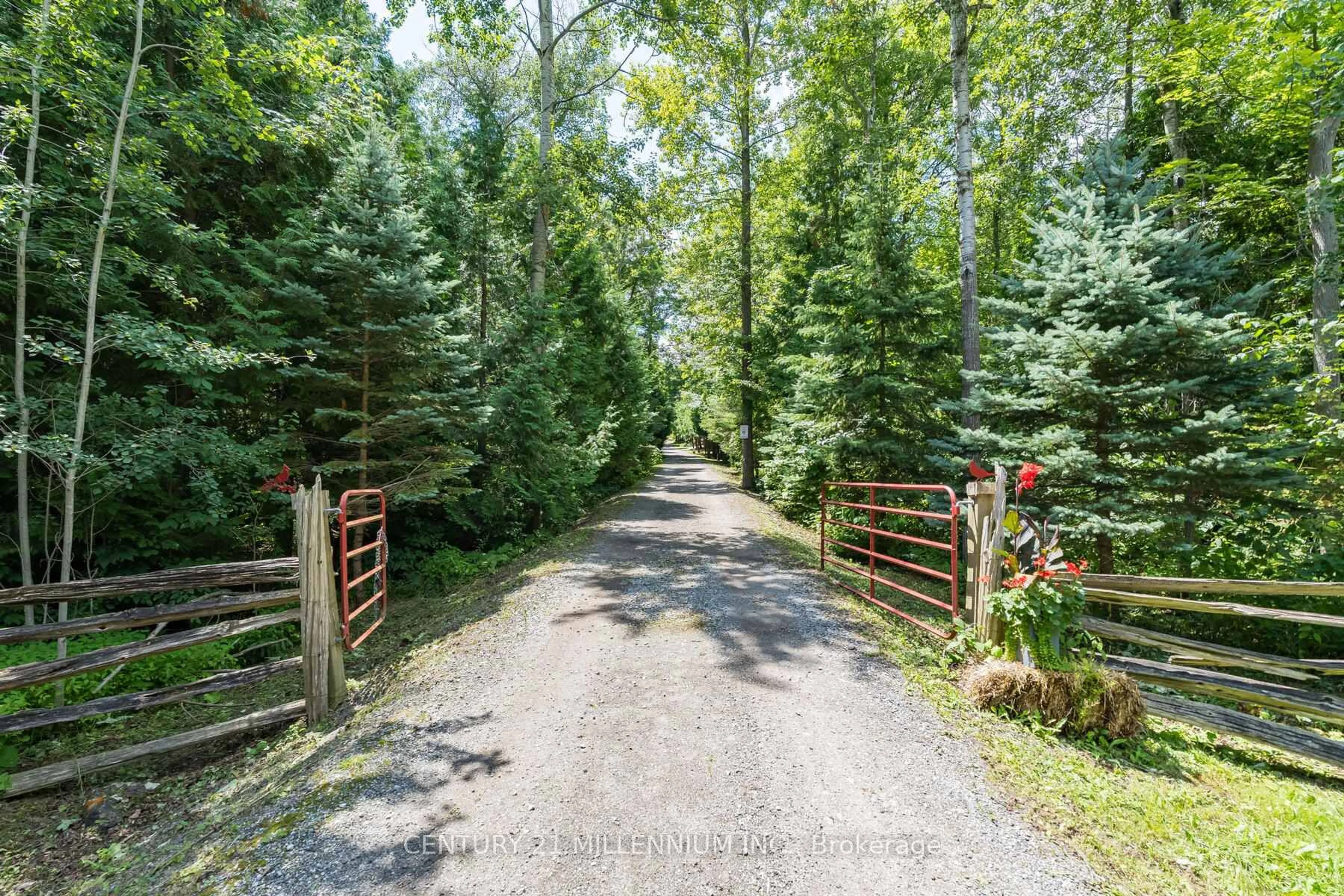 Unknown for 11646 Dublin Line, Halton Hills Ontario L7J 2M1