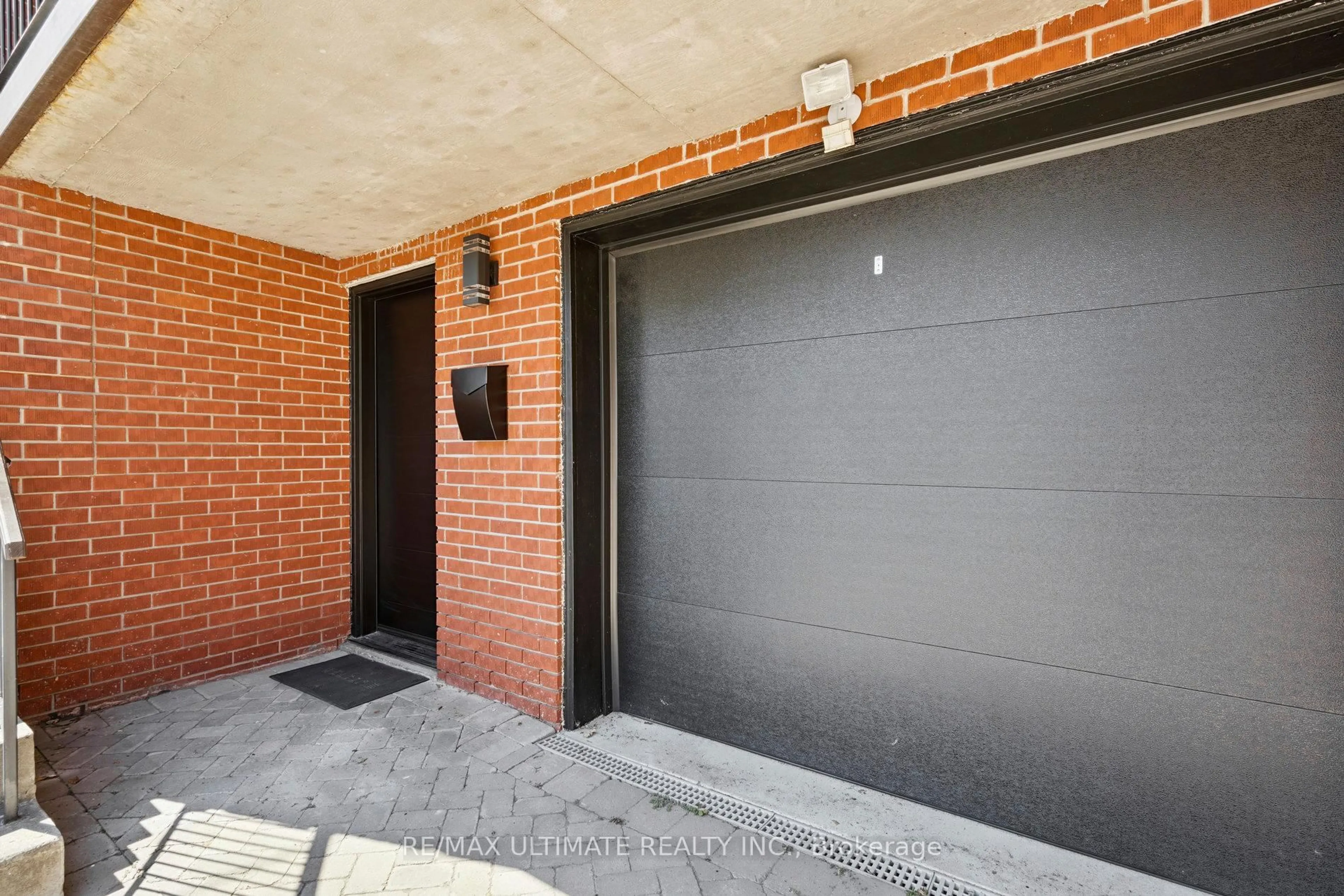 Unknown for 14 SYNDICATE Ave, Toronto Ontario M6N 4M3