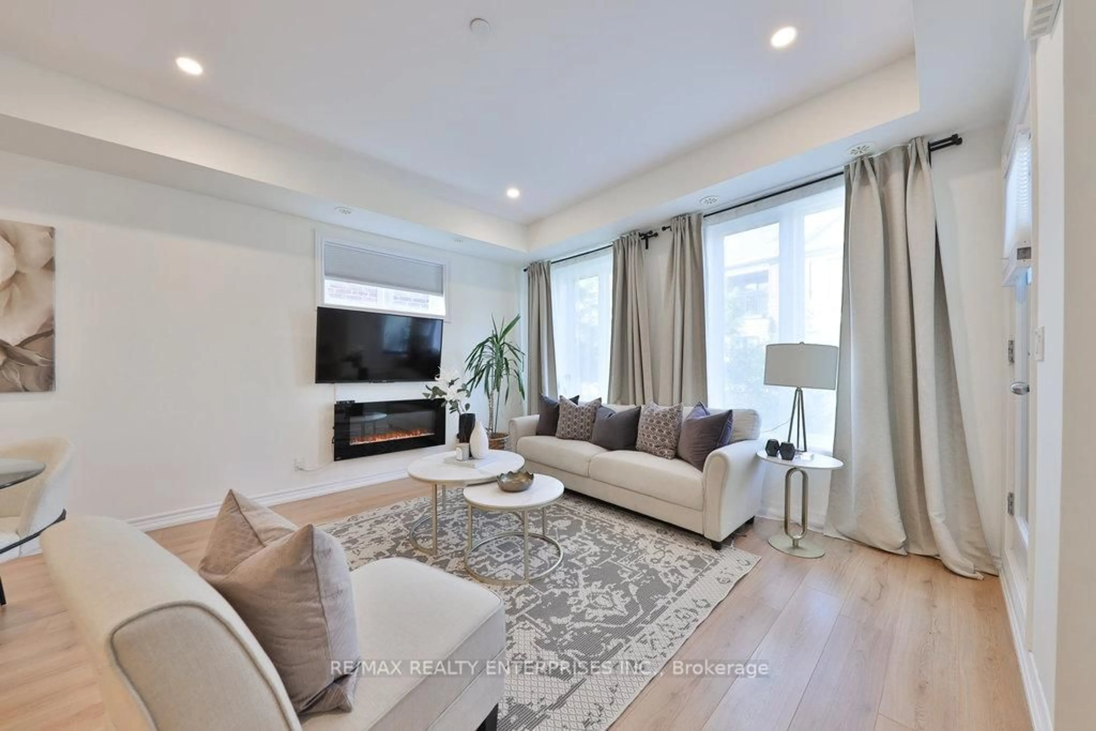 Living room with furniture, unknown for 130 Twenty Fourth St #71, Toronto Ontario M8V 0B9