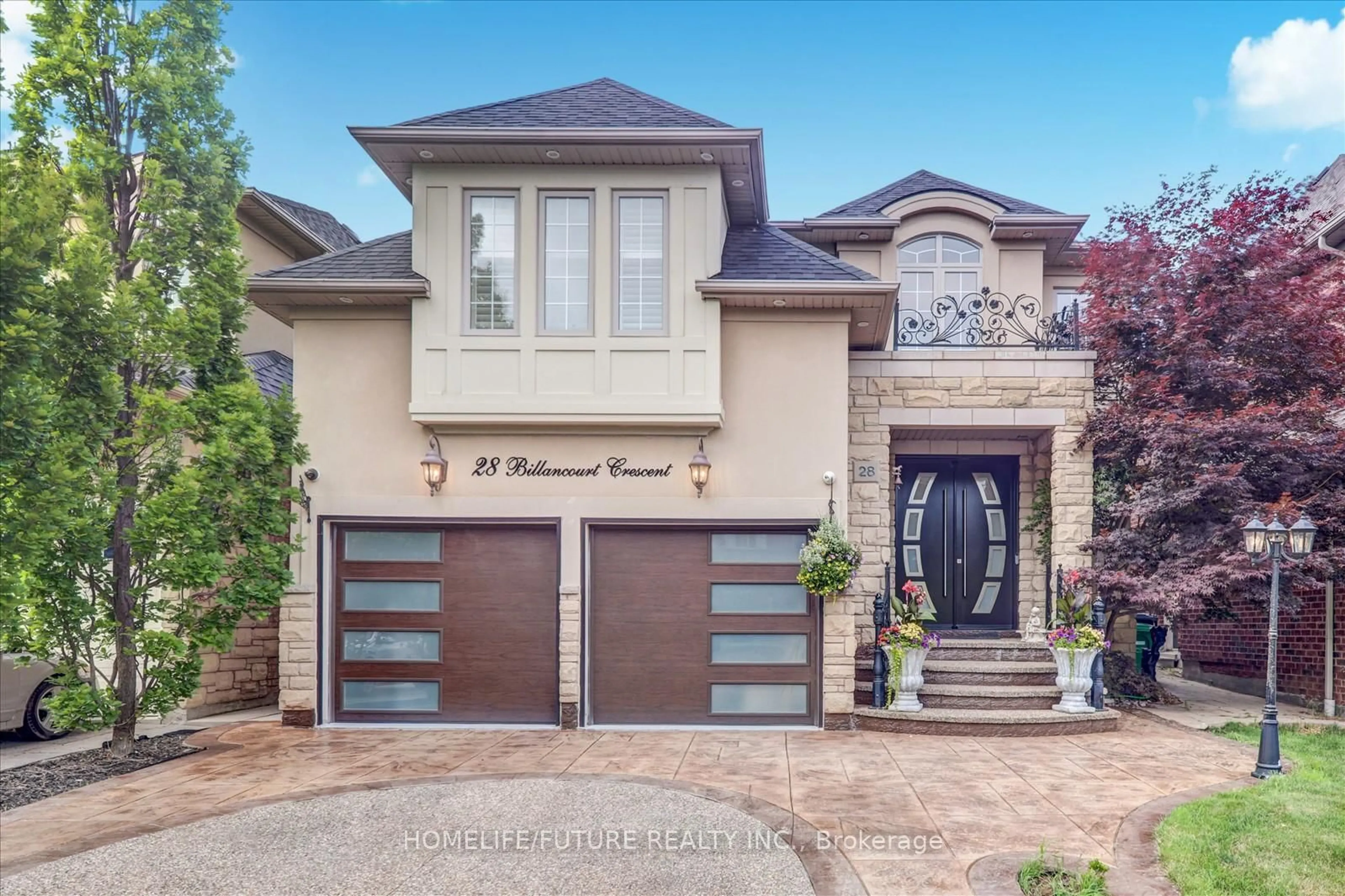 Home with brick exterior material, street for 28 Billancourt Cres, Brampton Ontario L6P 1V5