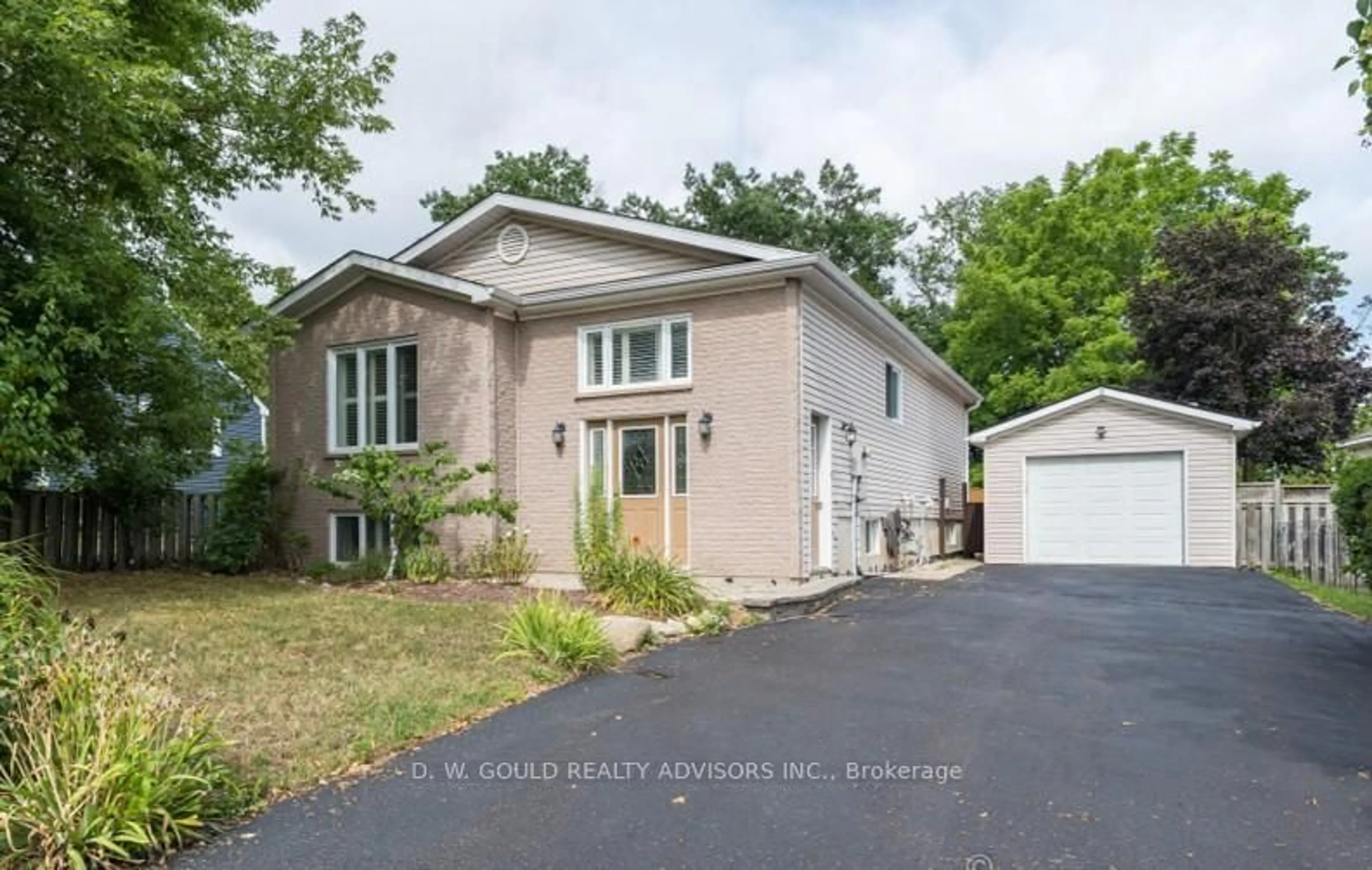 Unknown for 42 River Dr, Halton Hills Ontario L7G 2J2