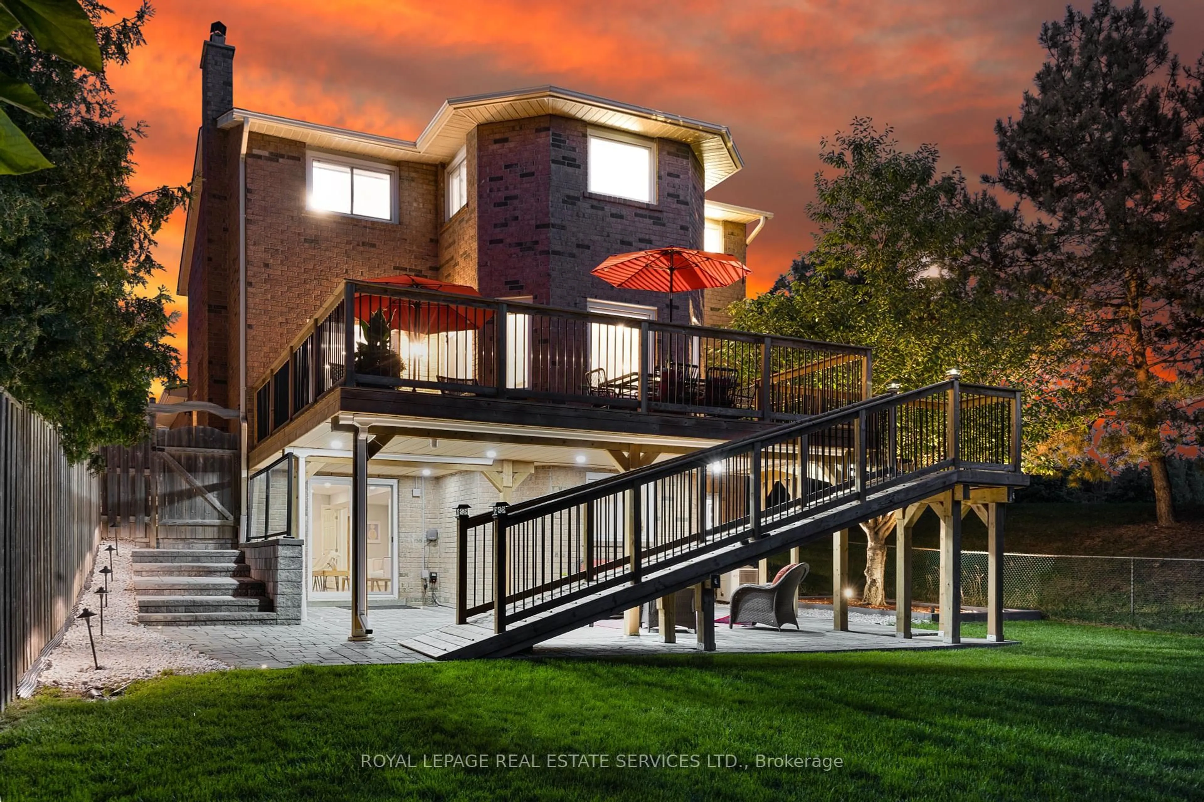 Home with brick exterior material, unknown for 4210 Melia Dr, Mississauga Ontario L5C 4J5