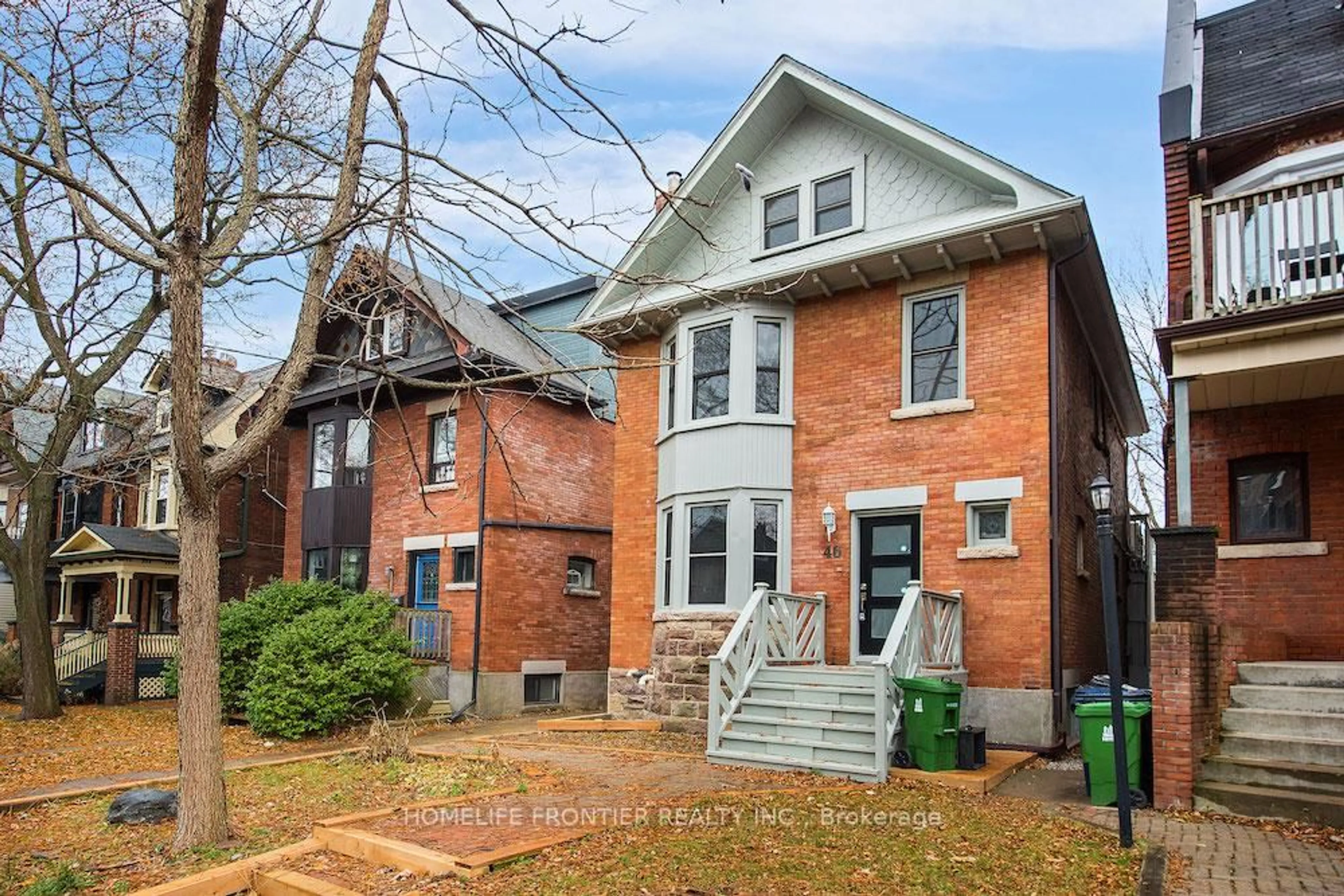 Home with brick exterior material, street for 46 Cowan Ave, Toronto Ontario M6K 2N4