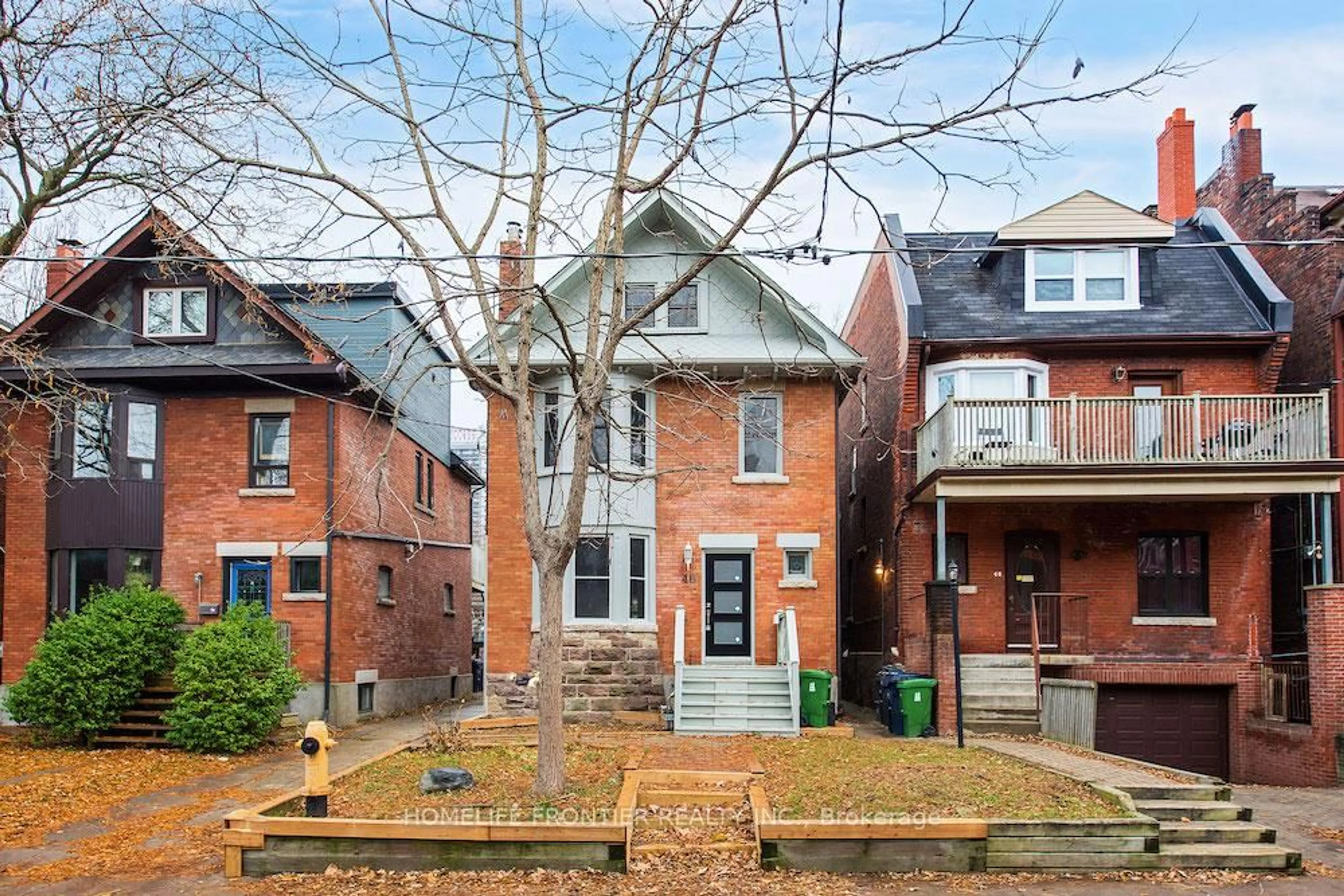 Home with brick exterior material, street for 46 Cowan Ave, Toronto Ontario M6K 2N4