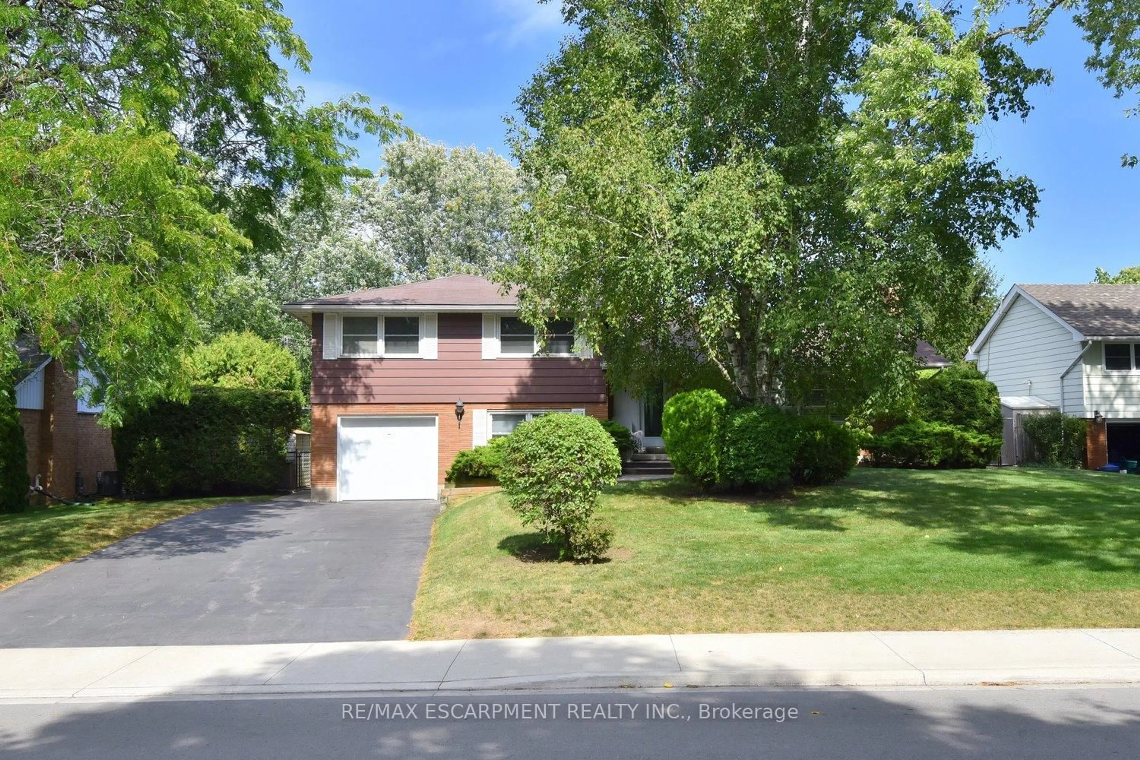 Unknown for 219 Strathcona Dr, Burlington Ontario L7L 2C7