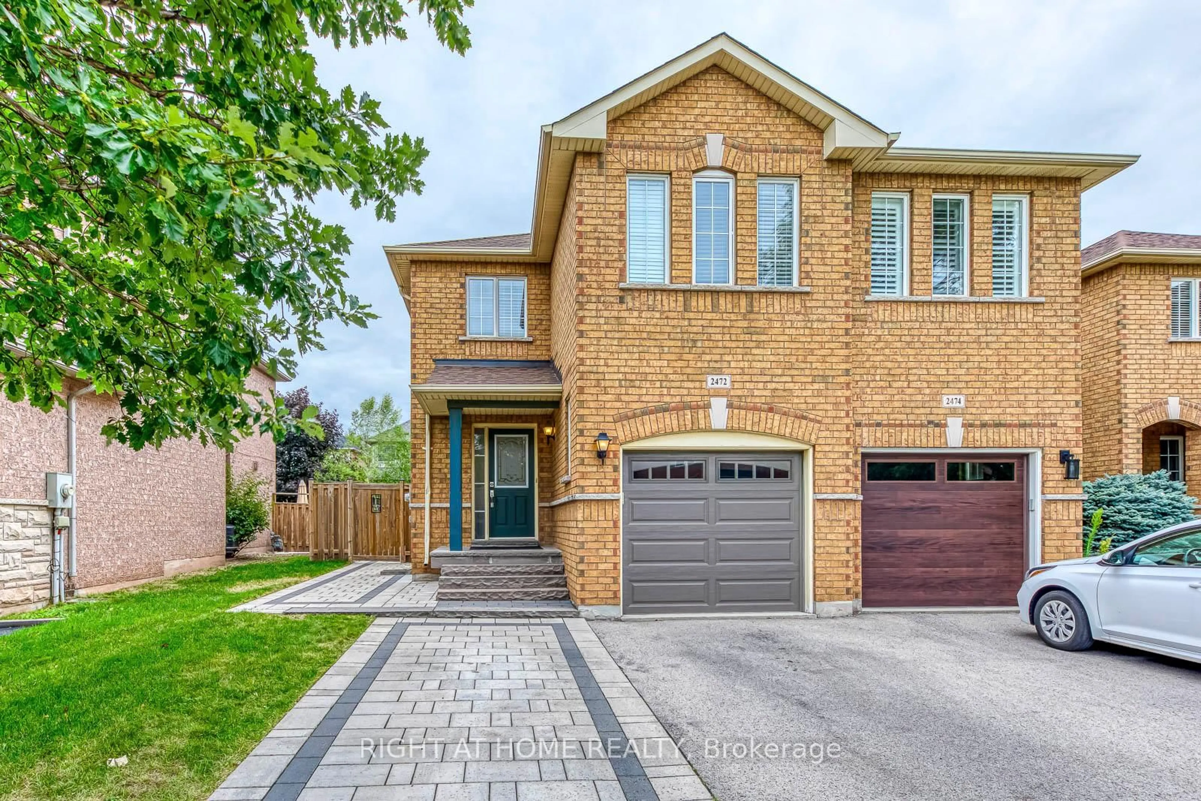 Home with brick exterior material, street for 2472 Newcastle Cres, Oakville Ontario L6M 4P3