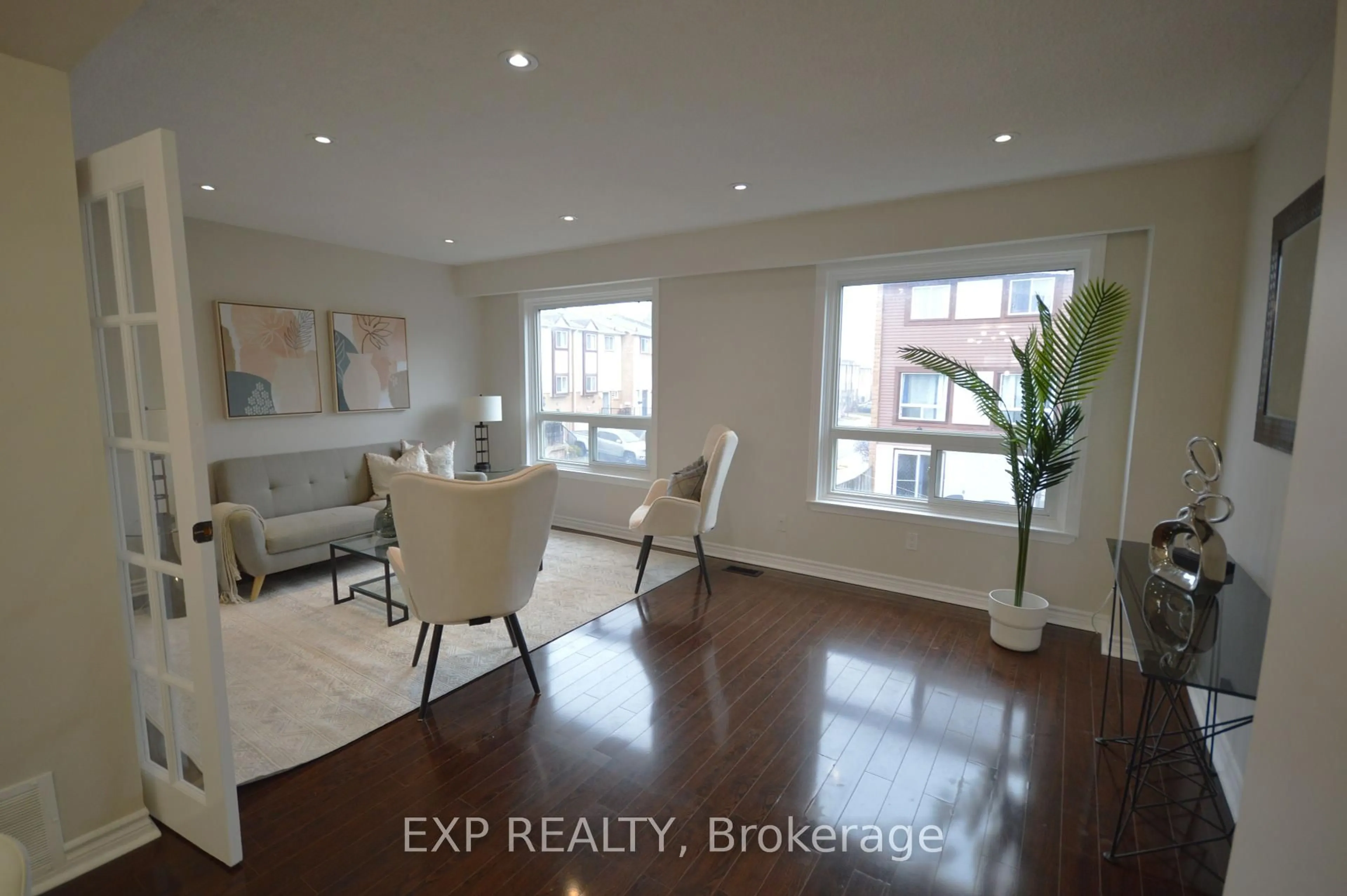 A pic of a room for 18 Moregate Cres #10, Brampton Ontario L6S 3K9