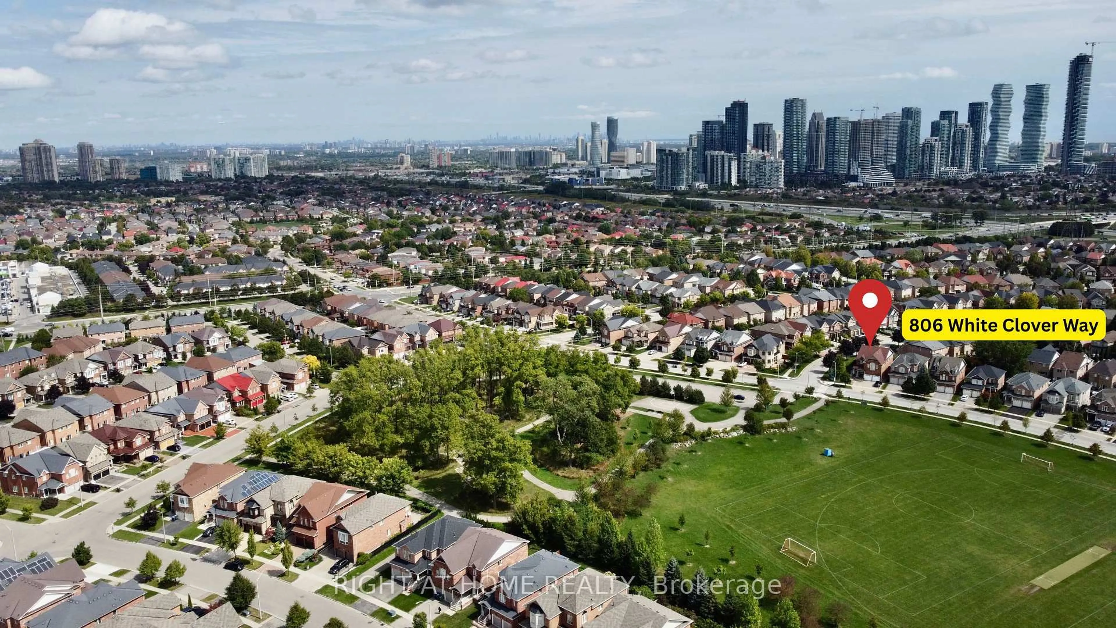 A pic from outside/outdoor area/front of a property/back of a property/a pic from drone, city buildings view from balcony for 806 White Clover Way, Mississauga Ontario L5V 3C5