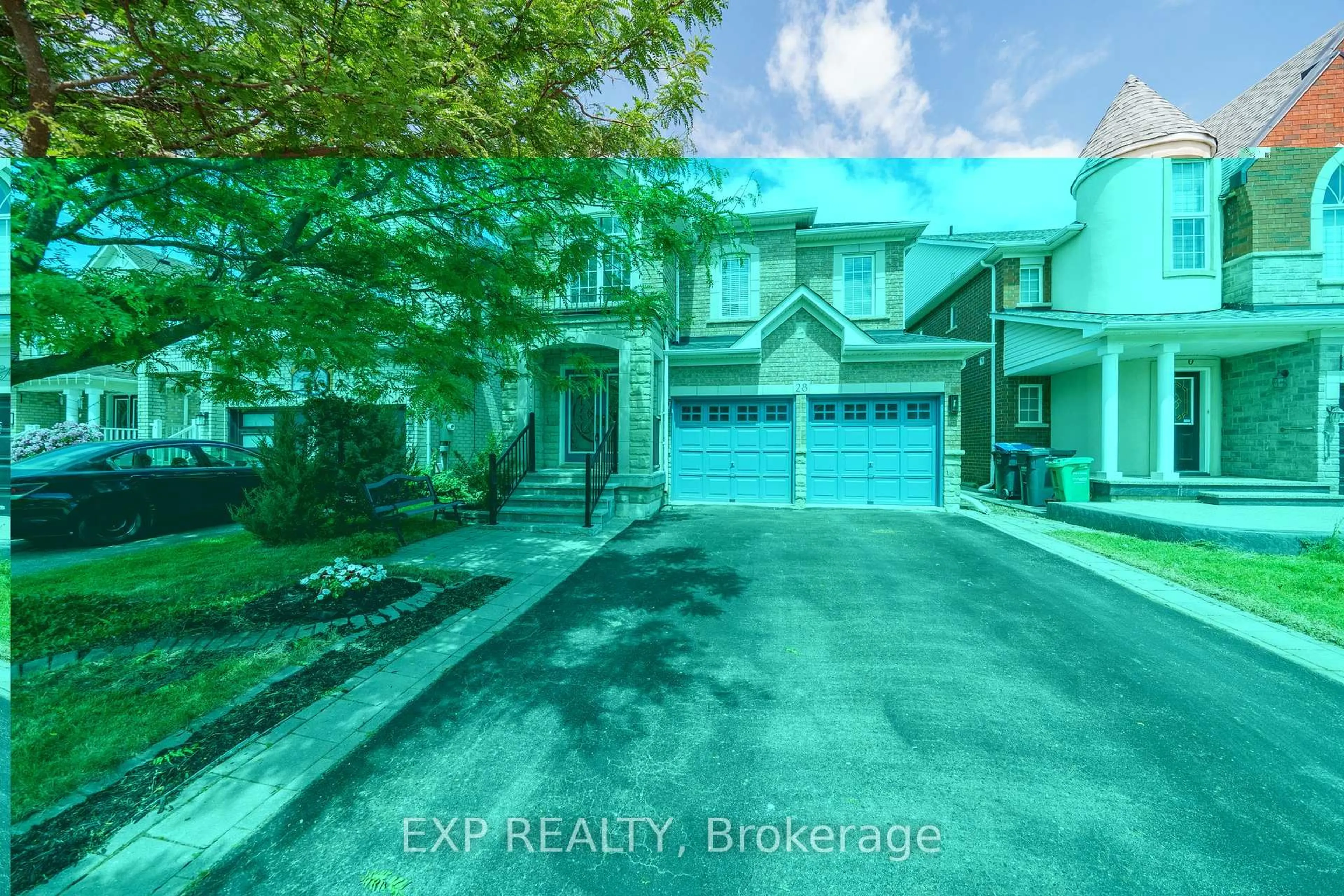 A pic from outside/outdoor area/front of a property/back of a property/a pic from drone, street for 28 Ranchero Dr, Brampton Ontario L7A 3C6