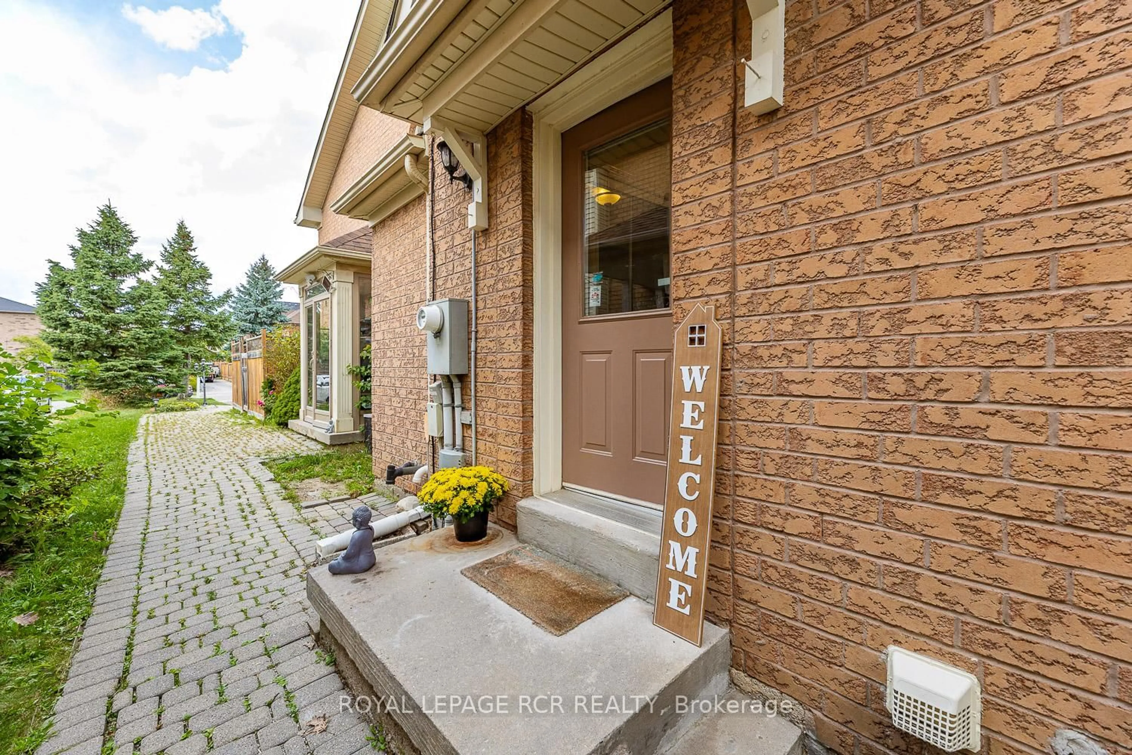 Home with brick exterior material, street for 198 Pressed Brick Dr, Brampton Ontario L6V 4K7