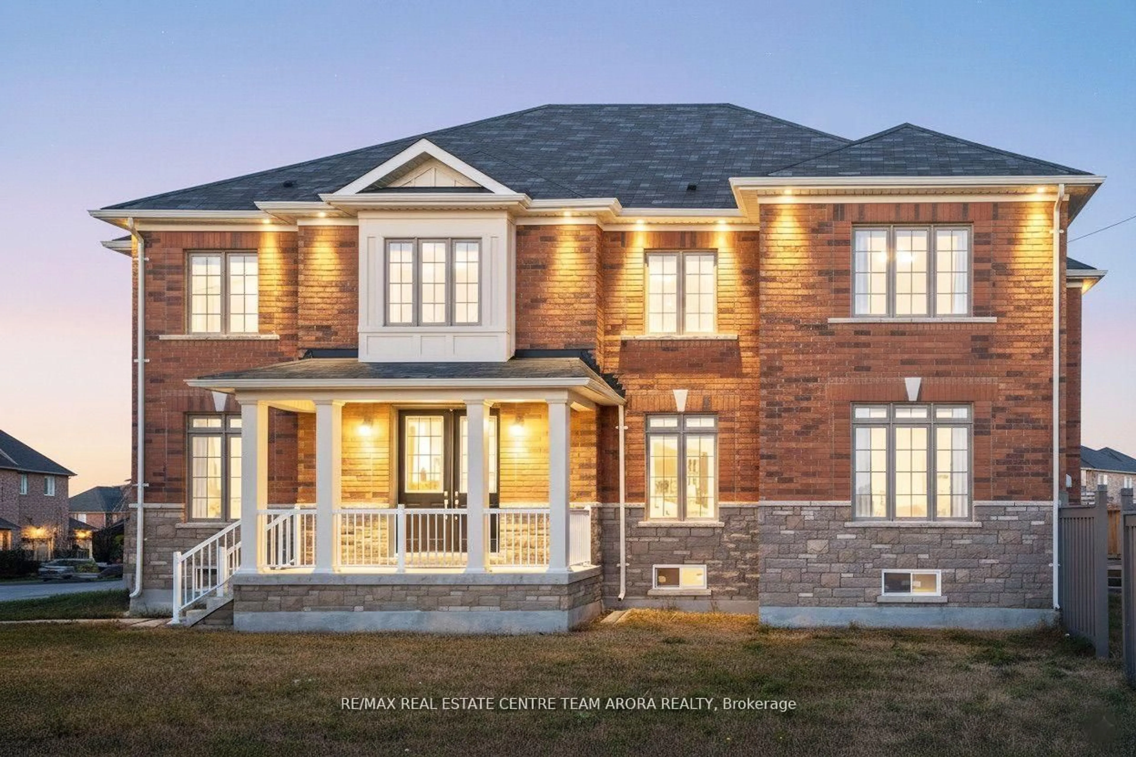 Home with brick exterior material, unknown for 33 Dunley Cres, Brampton Ontario L6X 5G8