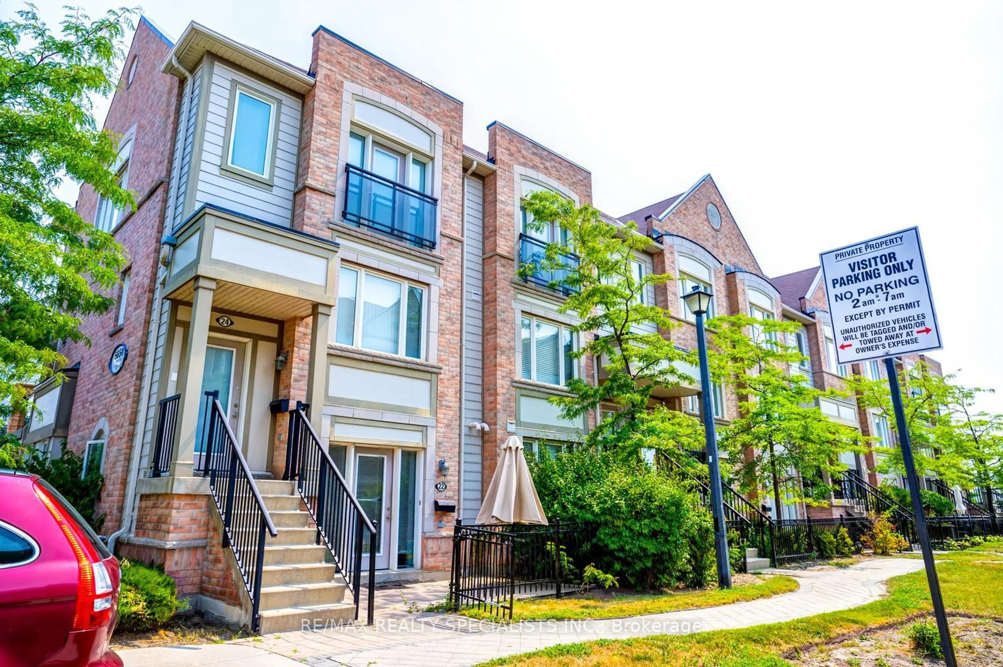 Home with brick exterior material, street for 5650 Winston Churchill Blvd #22, Mississauga Ontario L5M 0L8