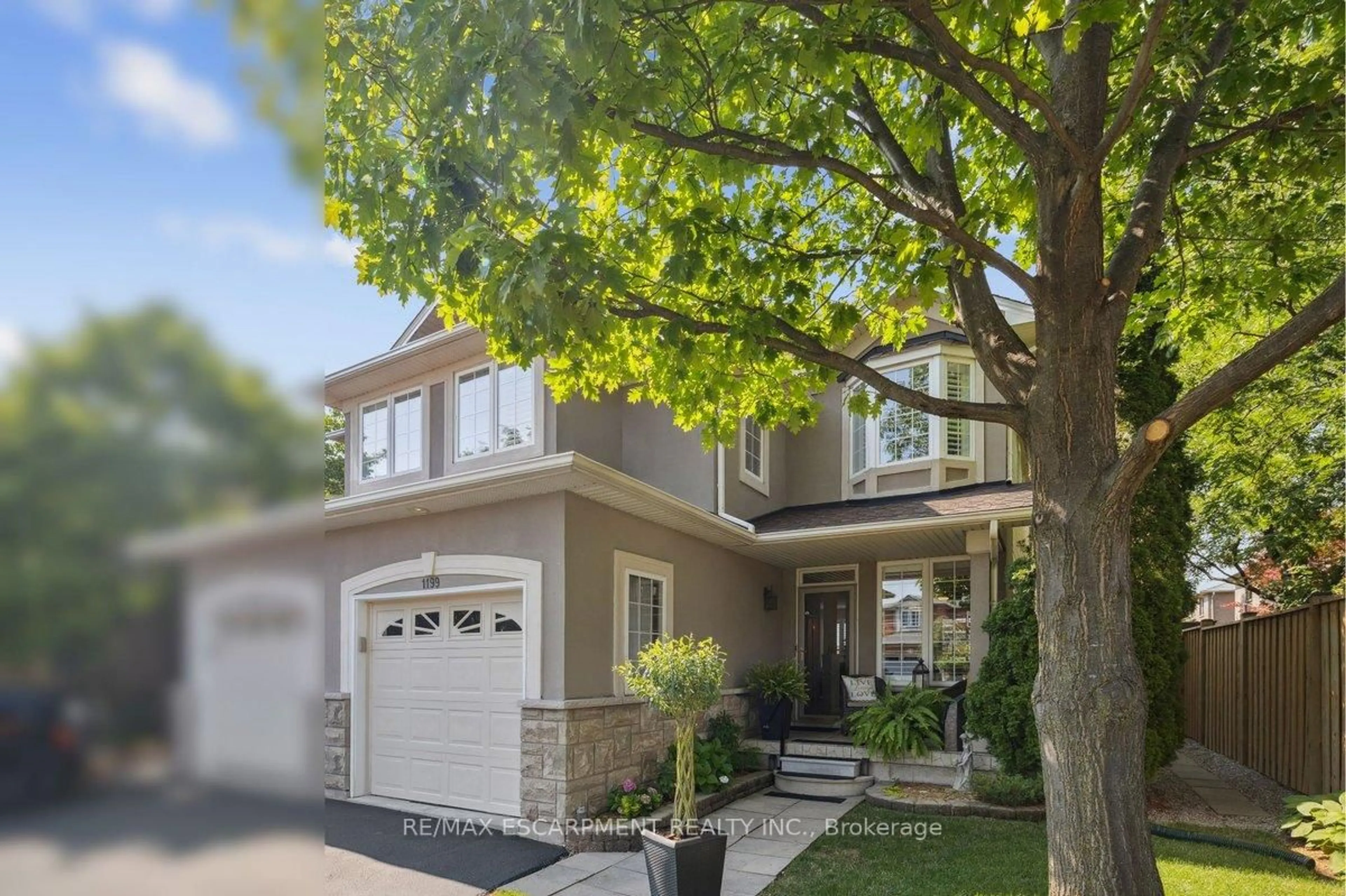 Unknown for 1199 Stephenson Dr, Burlington Ontario L7S 2M3