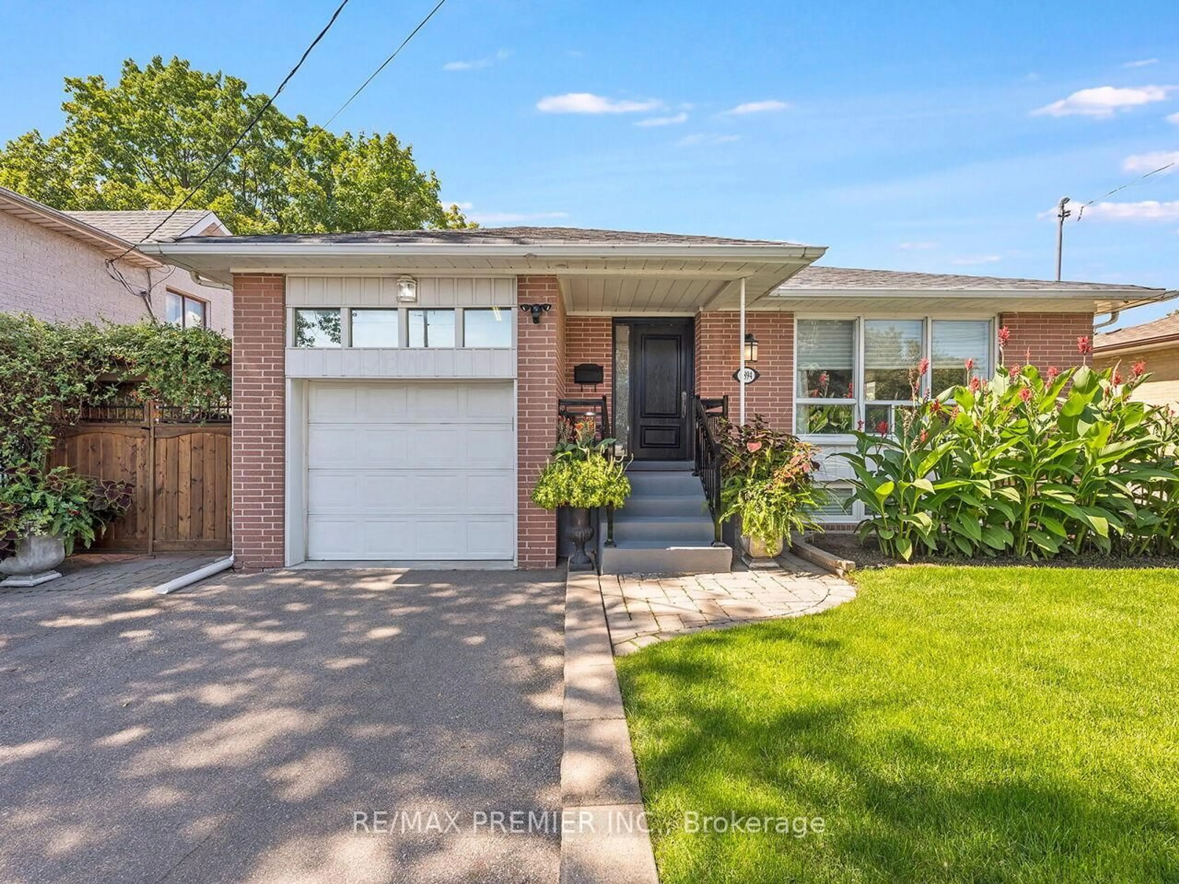 Home with brick exterior material, street for 2894 Weston Rd, Toronto Ontario M9M 2S5