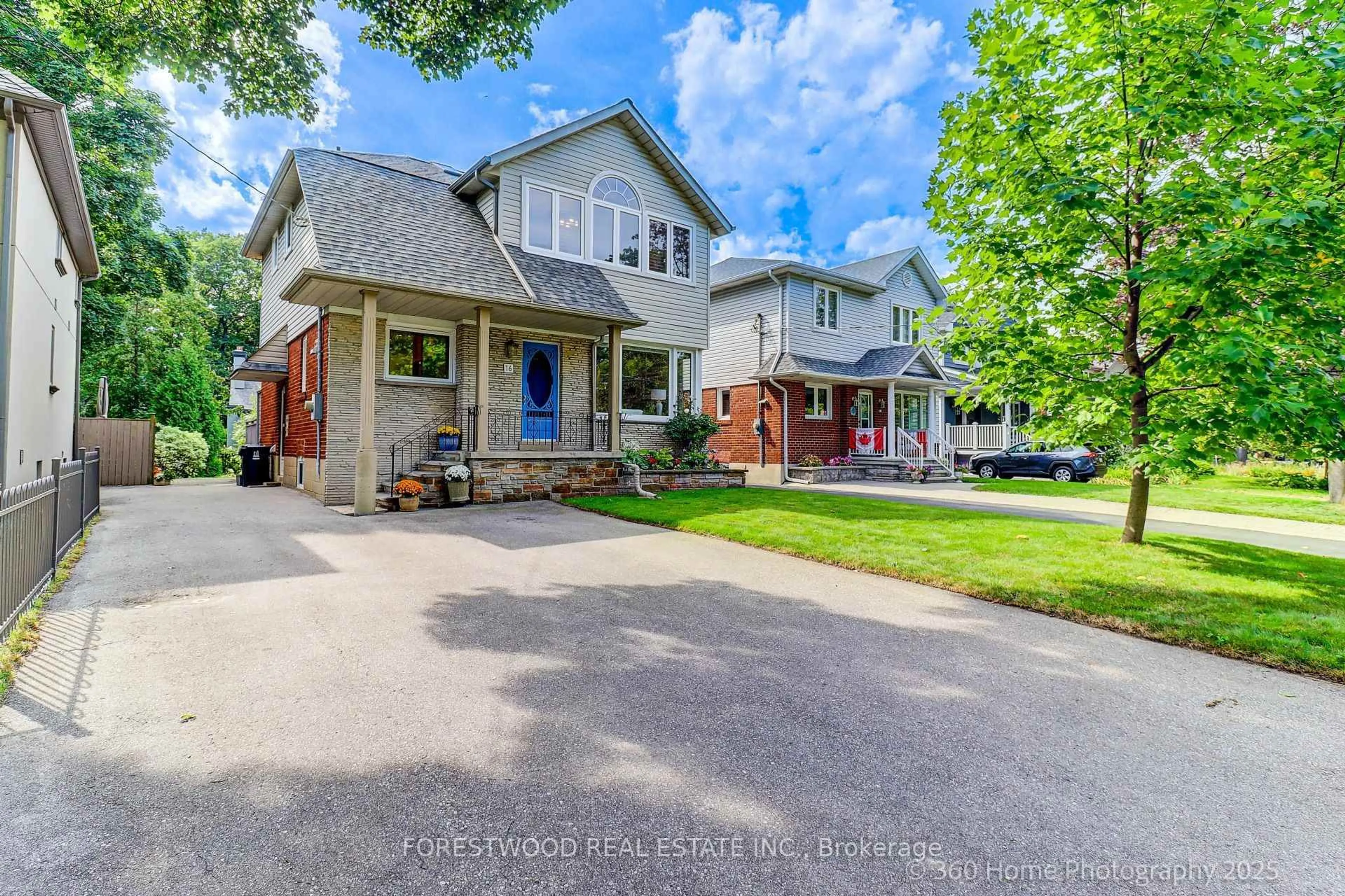 A pic from outside/outdoor area/front of a property/back of a property/a pic from drone, street for 16 Westhead Rd, Toronto Ontario M8W 4R9