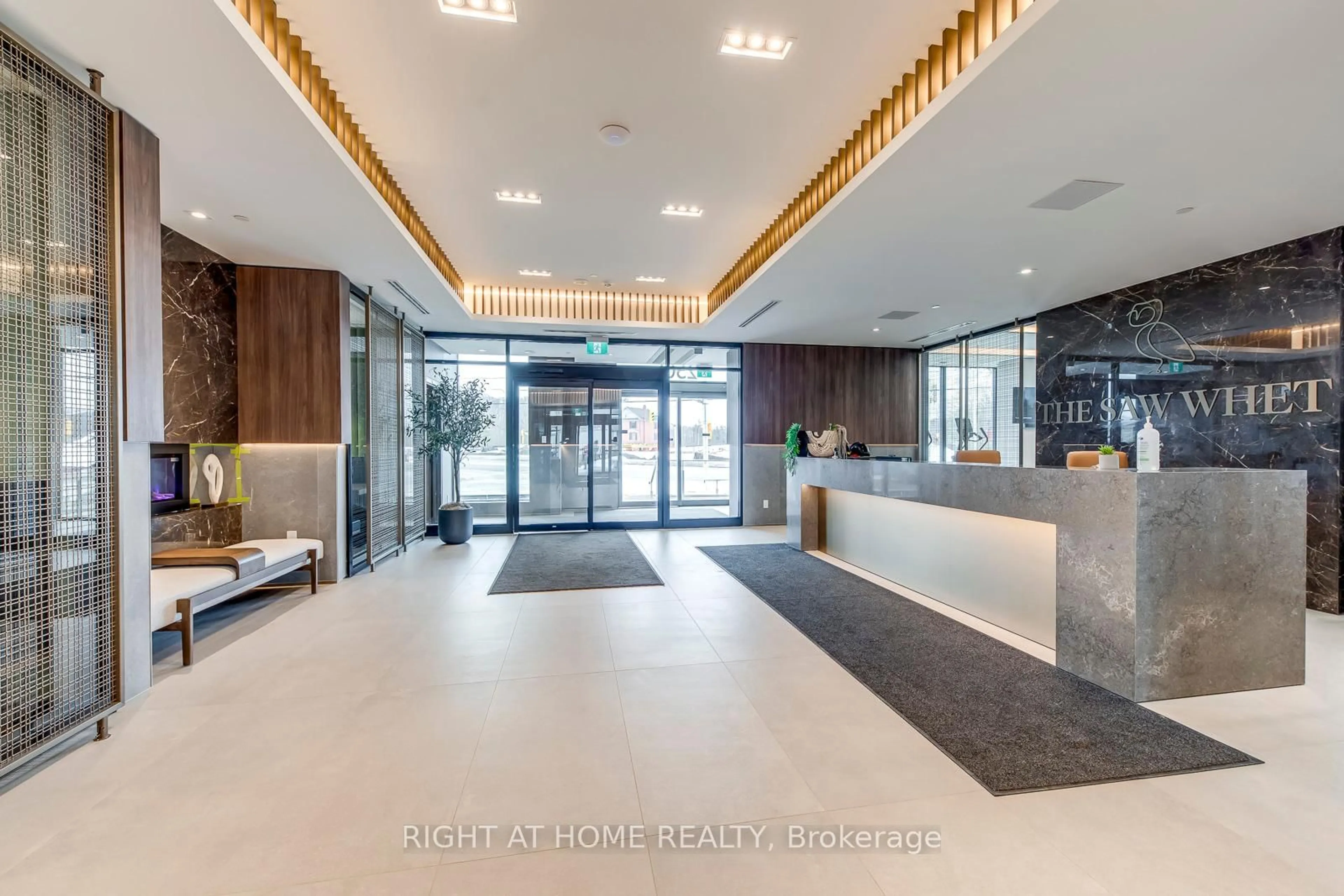 Lobby for 2501 Saw Whet Blvd #136, Oakville Ontario L6M 5N2