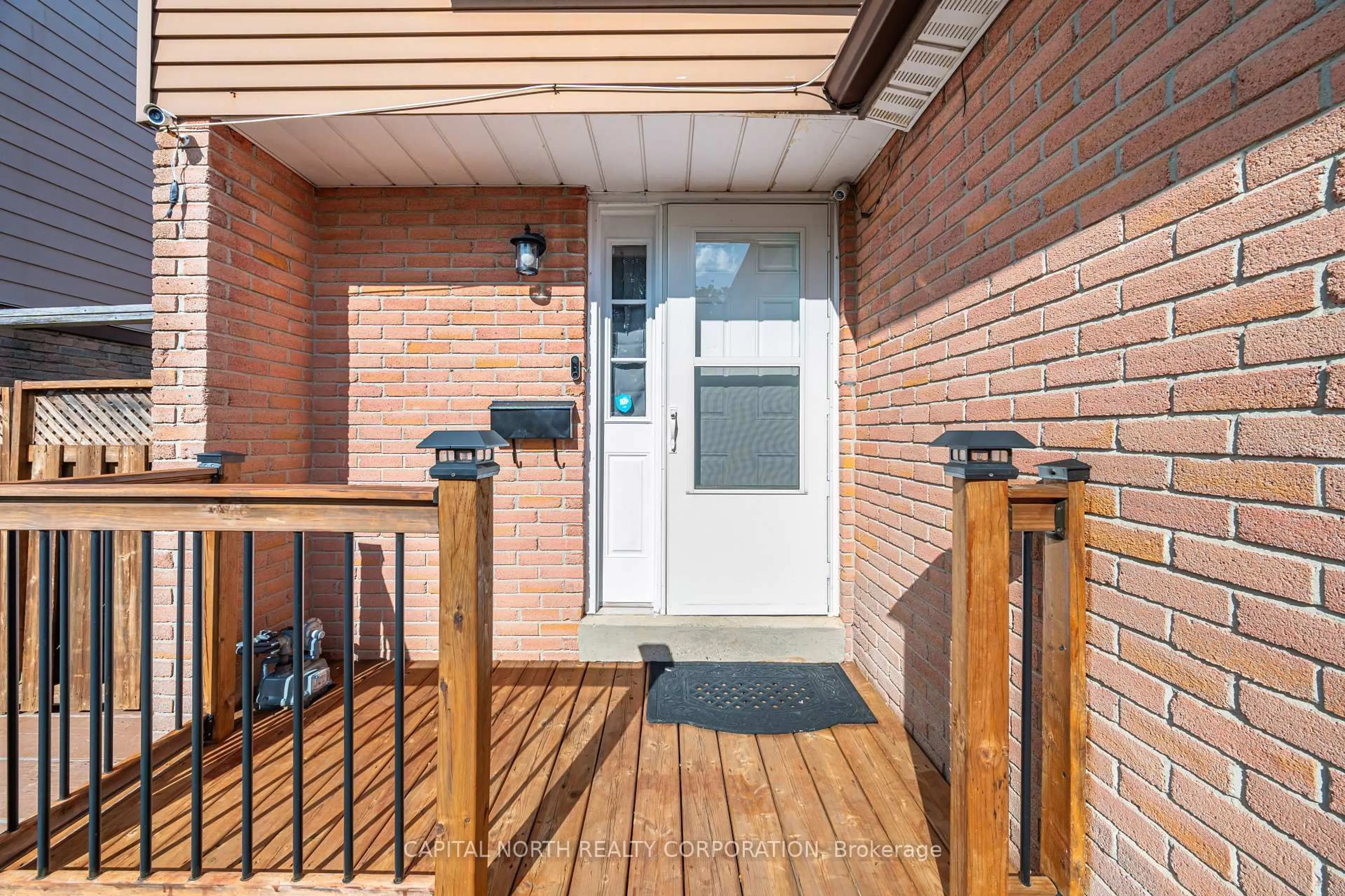 Unknown for 282 Royal Salisbury Way, Brampton Ontario L6V 3H4