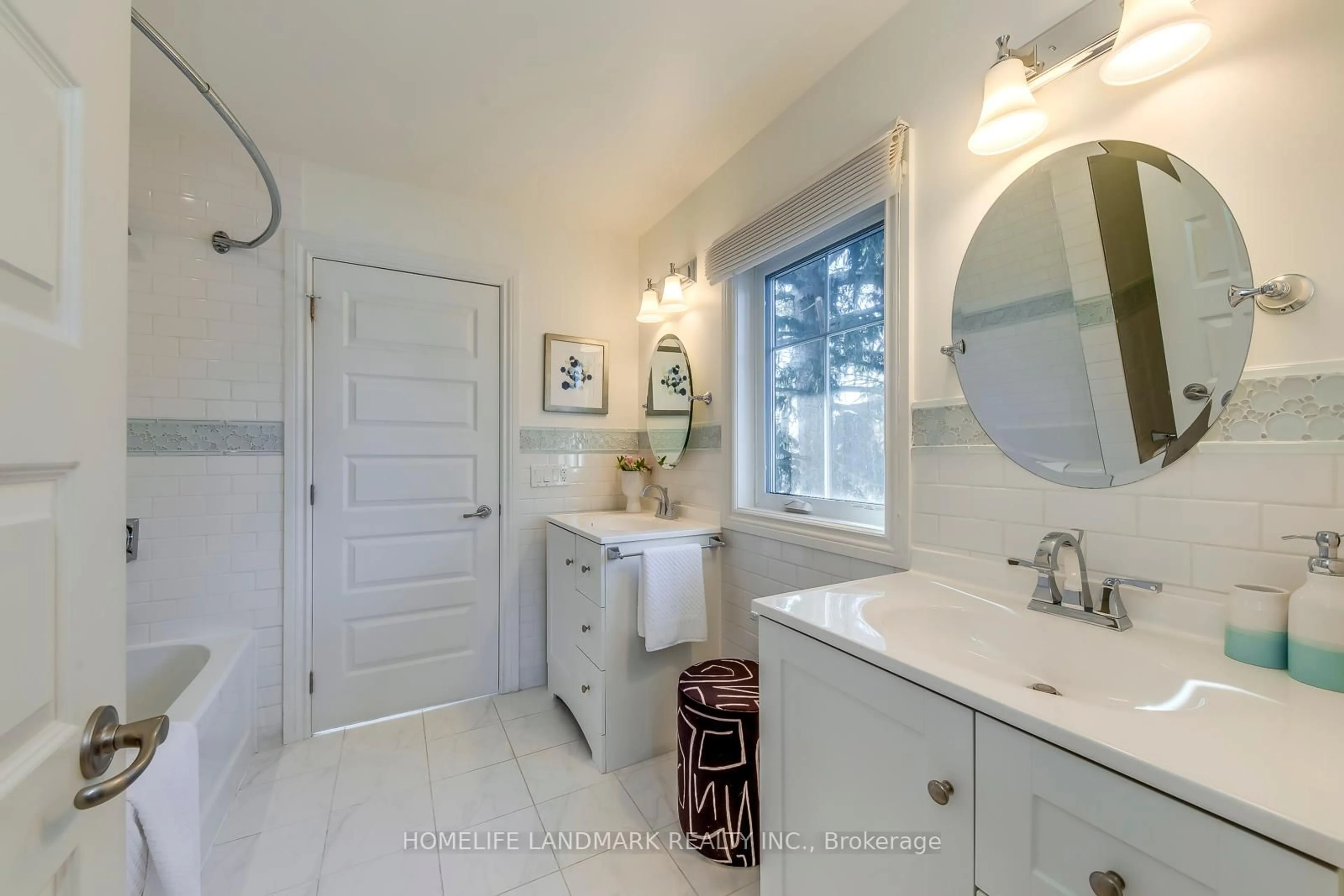 Contemporary bathroom, ceramic/tile floor for 214 Waneta Dr, Oakville Ontario L6K 2T5