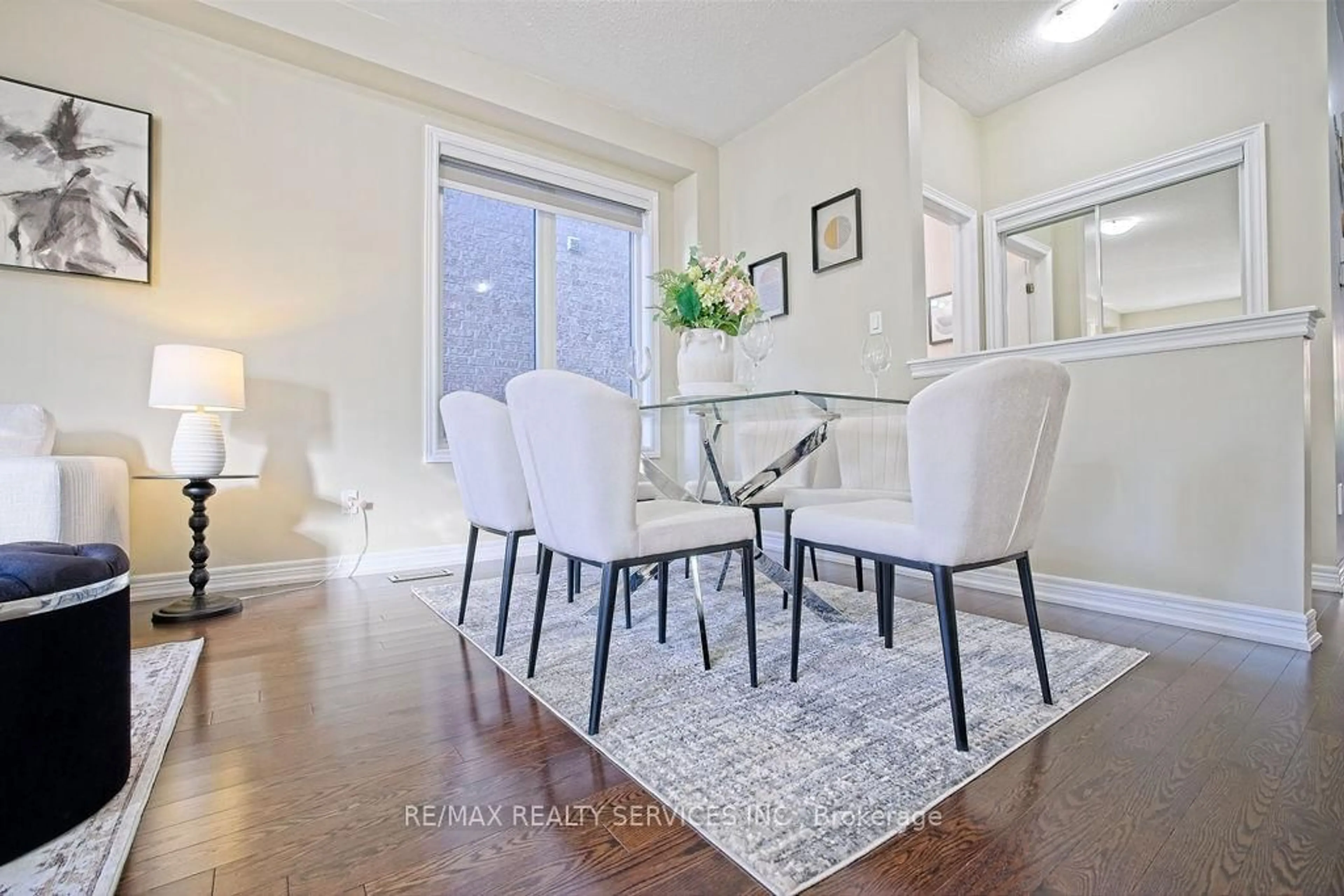 Dining room, unknown for 11 Trentonian St, Brampton Ontario L6R 3W2