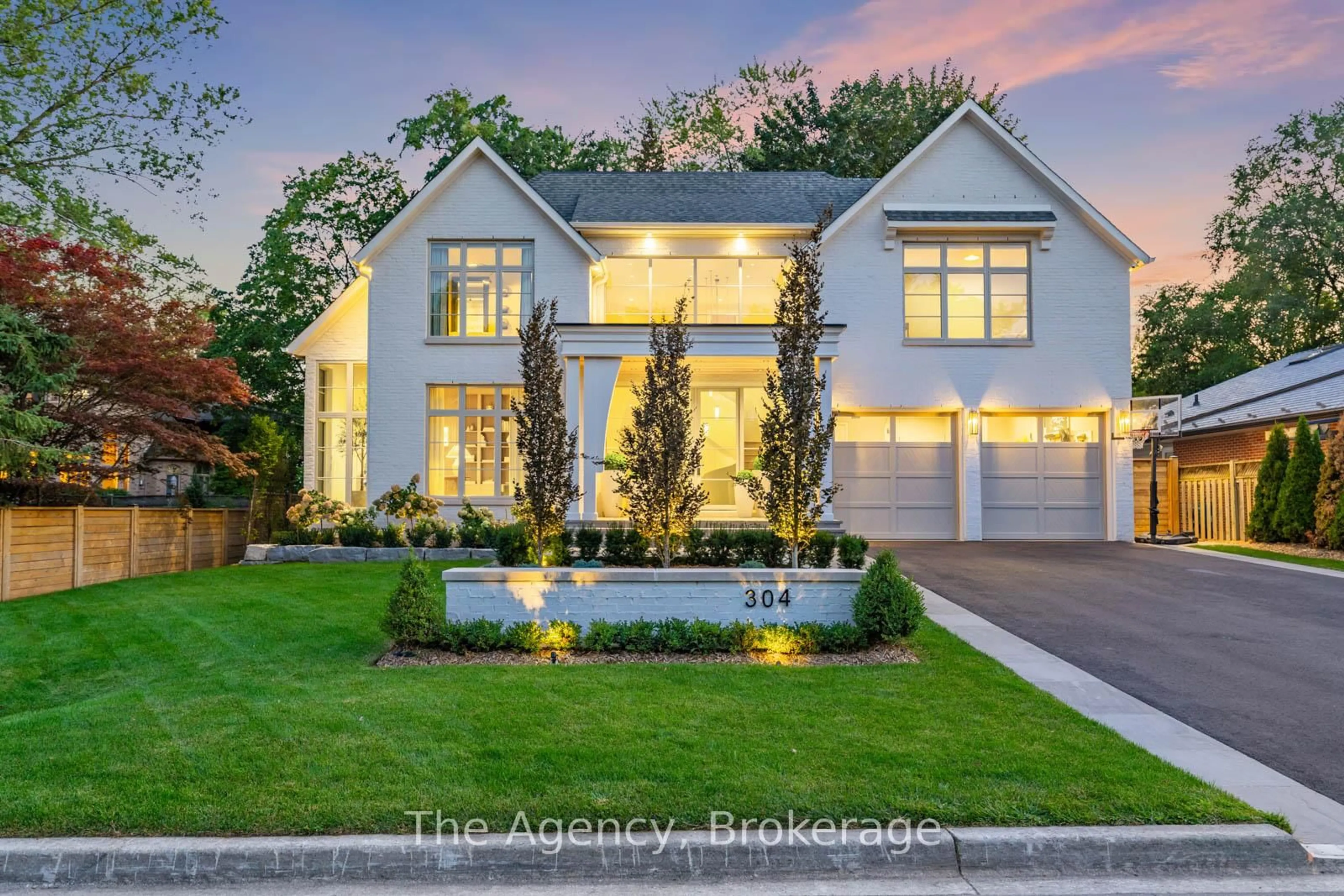 Home with brick exterior material, street for 304 Pomona Ave, Burlington Ontario L7N 1T3