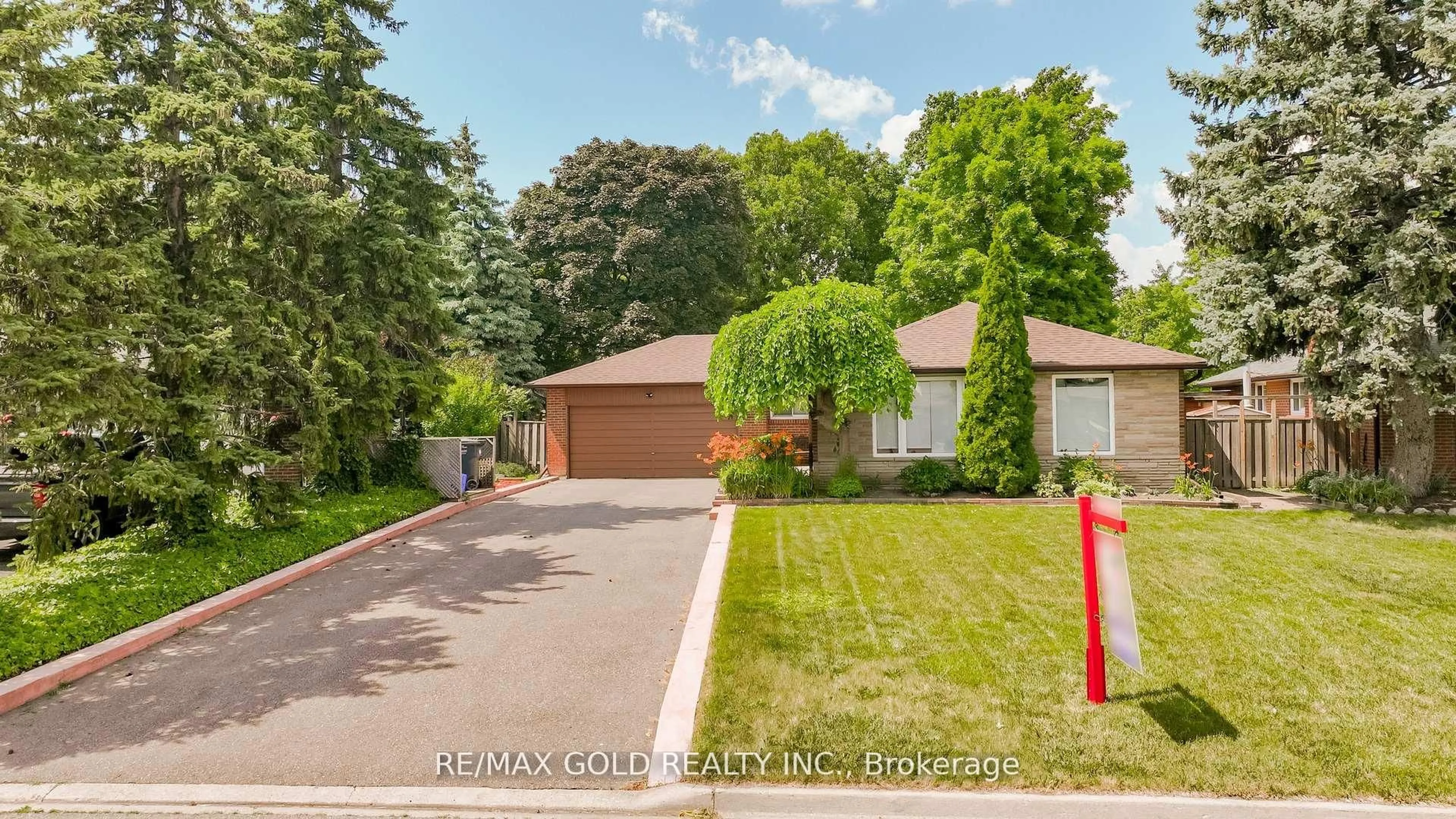 Unknown for 29 Devonshire Dr, Brampton Ontario L6T 3G5