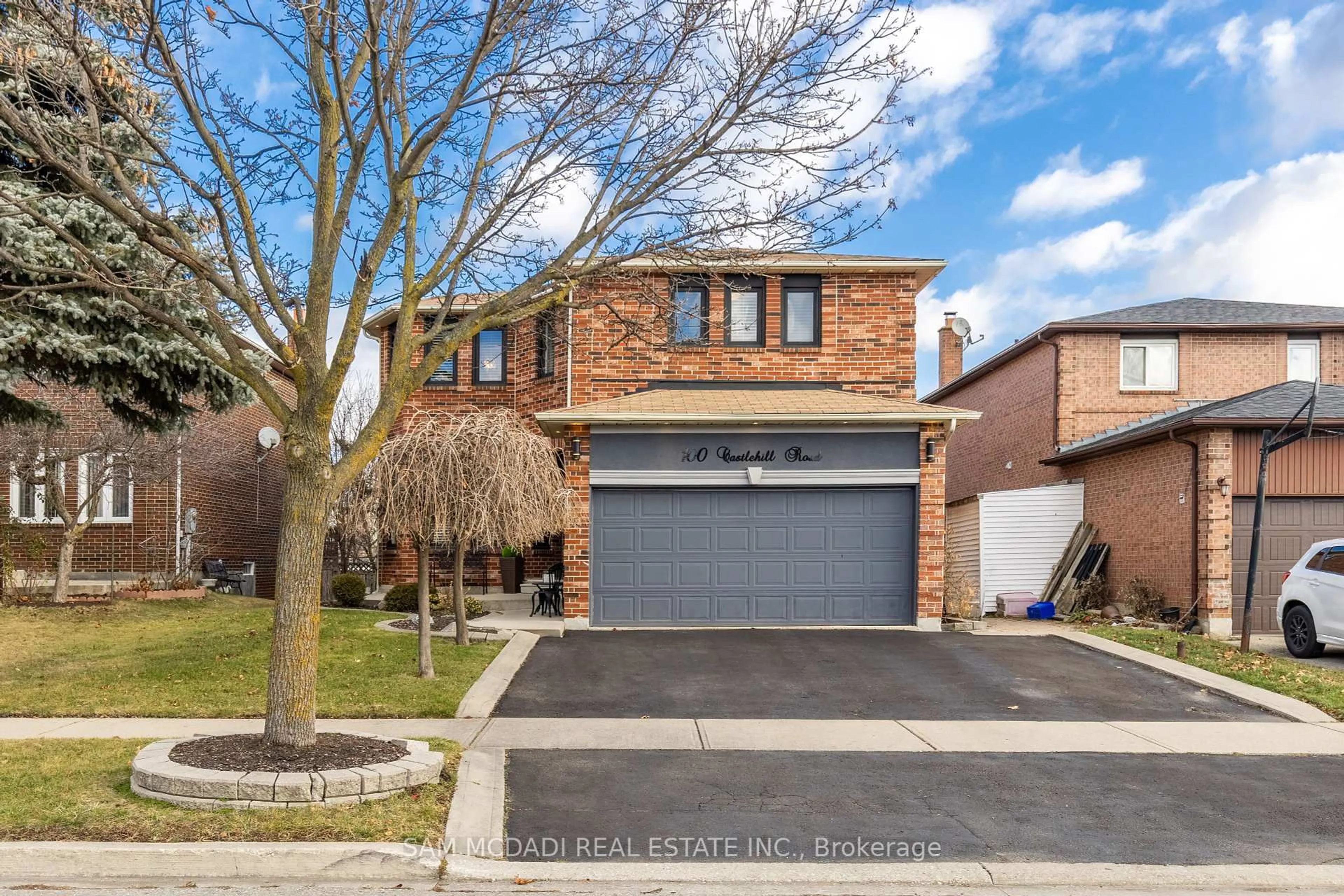 Home with brick exterior material, street for 100 Castlehill Rd, Brampton Ontario L6X 4C7