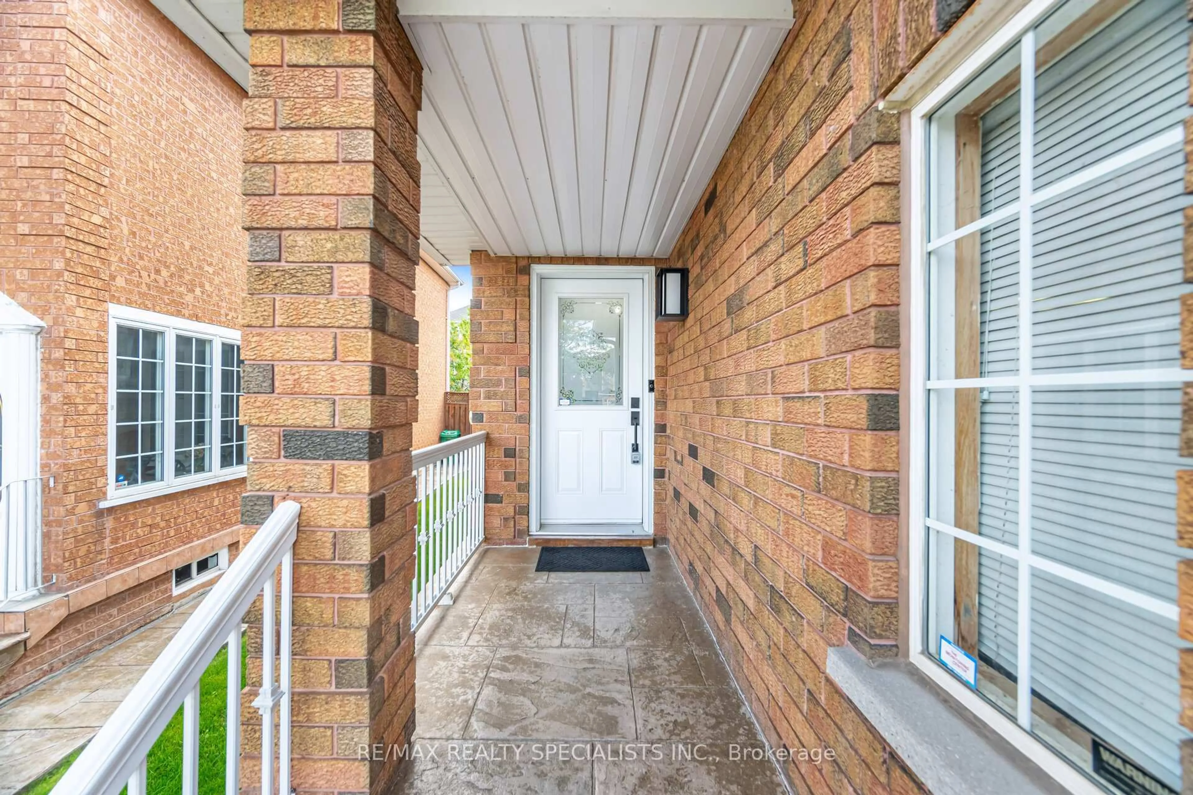 Unknown for 5196 Red Brush Dr, Mississauga Ontario L4Z 4B4