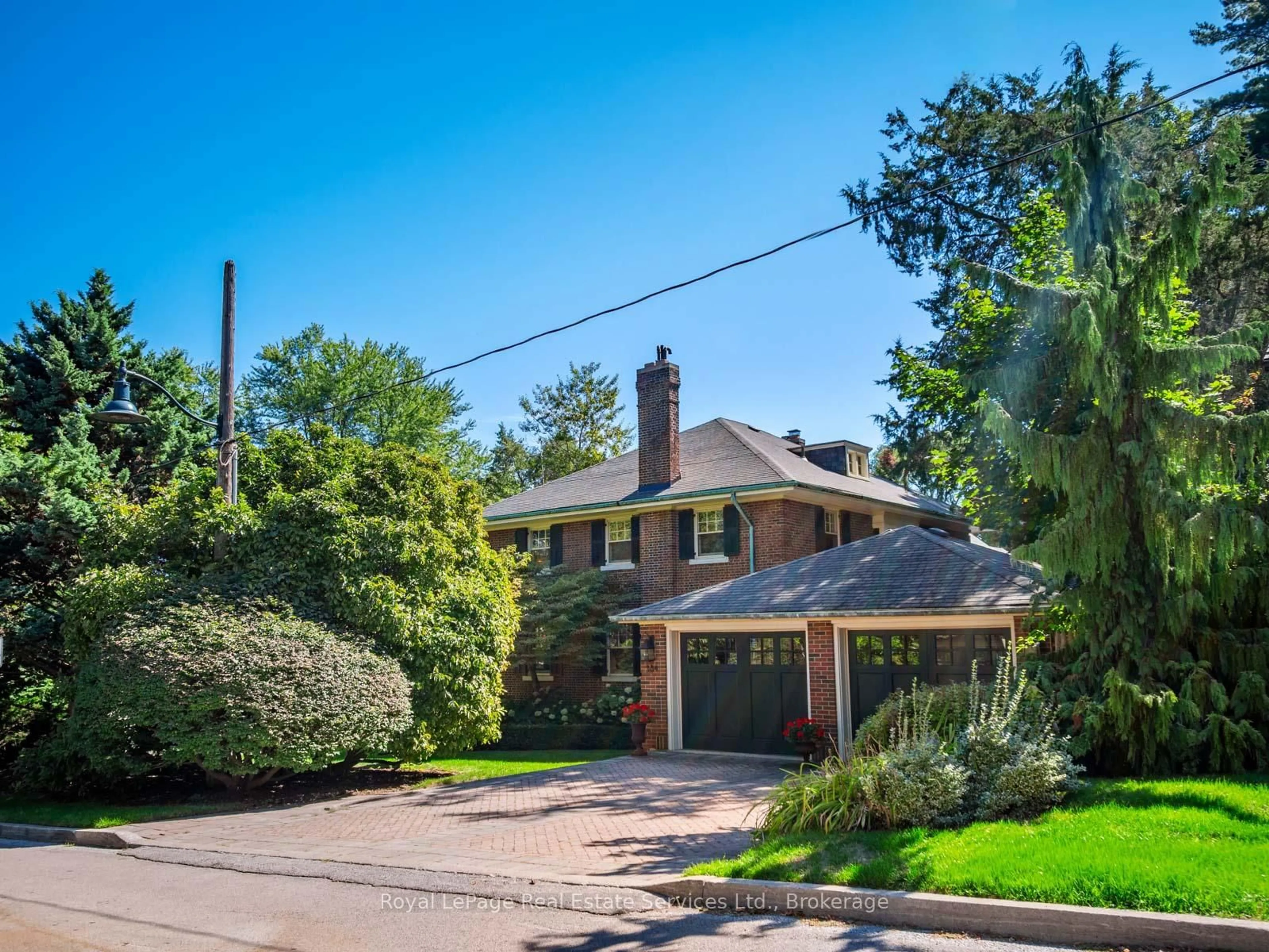 Home with brick exterior material, street for 184 King St, Oakville Ontario L6J 1B4