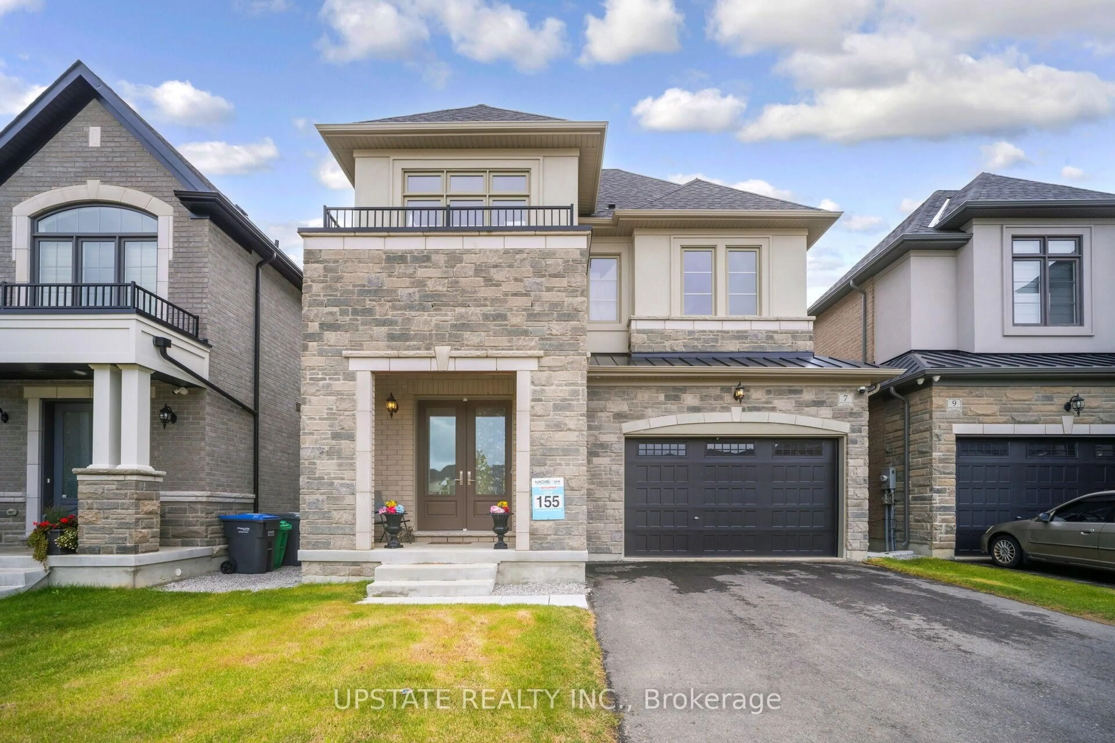 Home with brick exterior material, street for 7 James Walker Ave, Caledon Ontario L7C 4M9