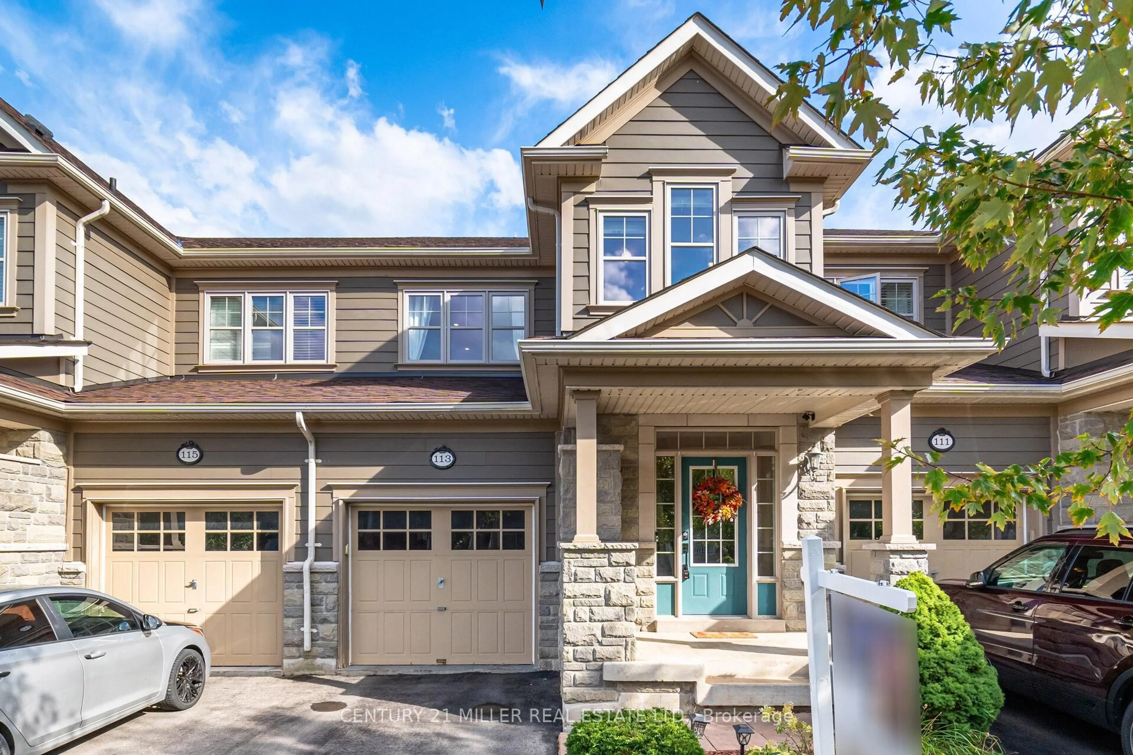 Home with brick exterior material, street for 113 Aird Crt, Milton Ontario L9T 8B6