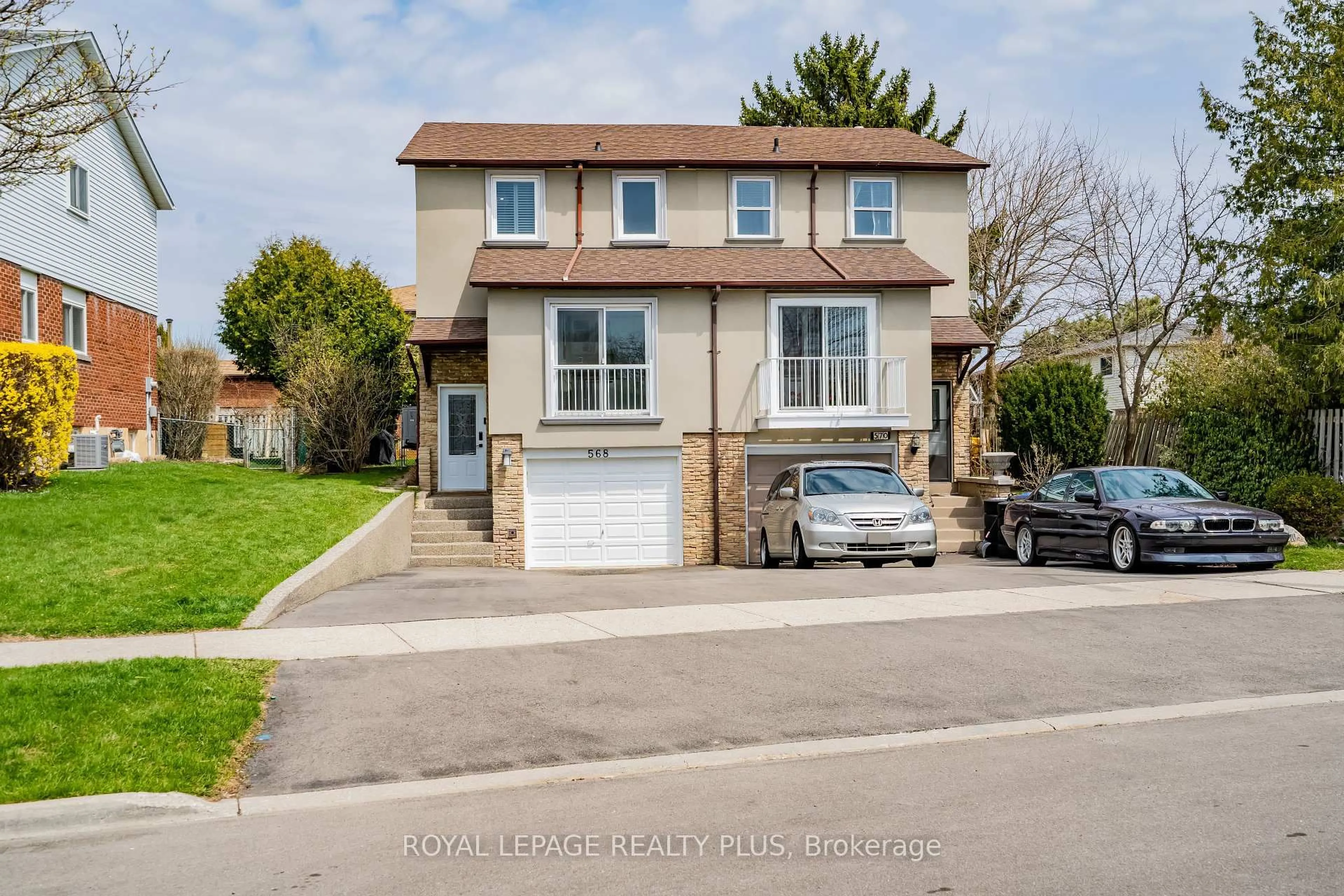 Unknown for 568 Fergo Ave, Mississauga Ontario L5B 2J3