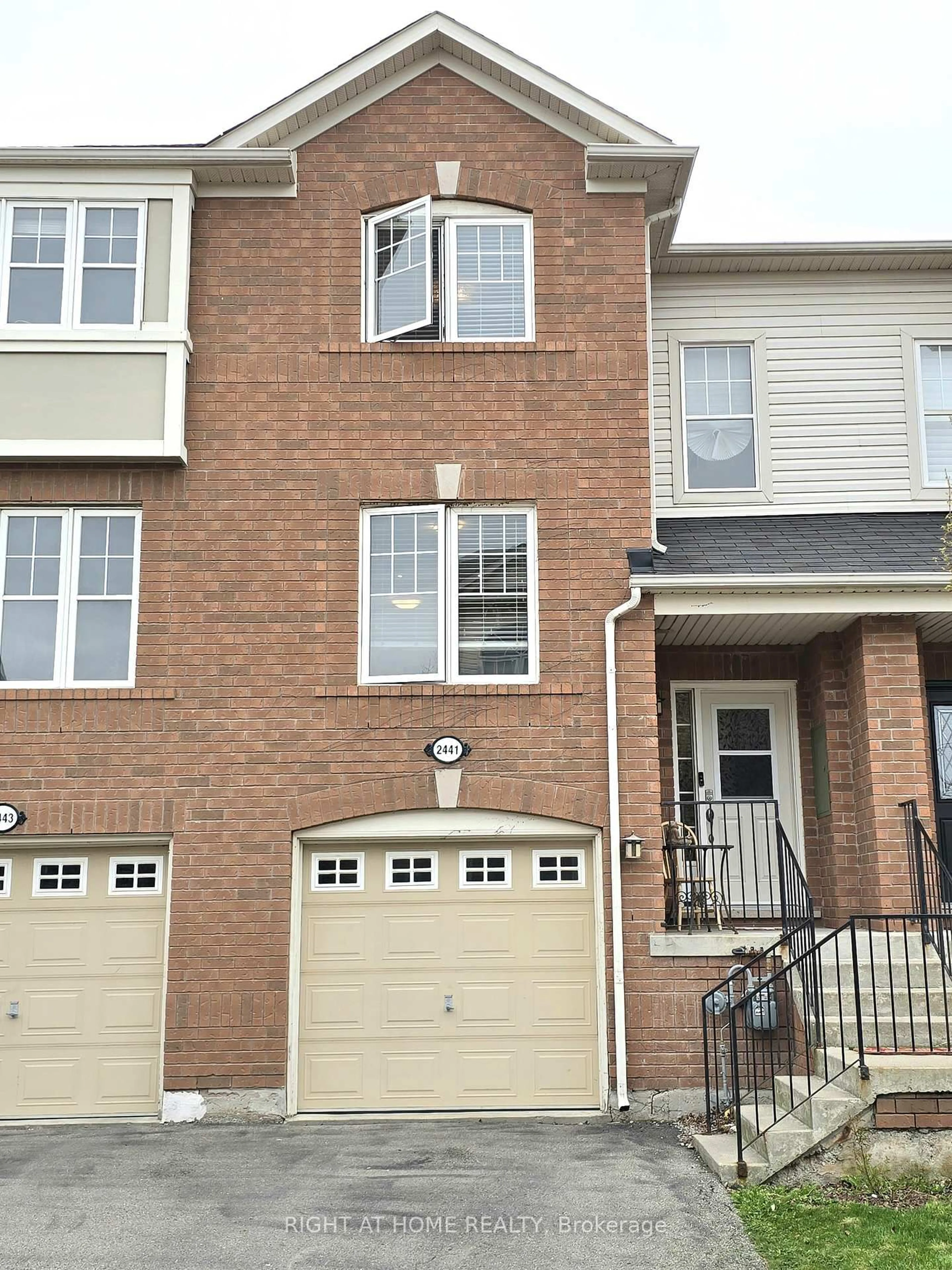 Home with brick exterior material, street for 2441 Coho Way, Oakville Ontario L6M 0G7