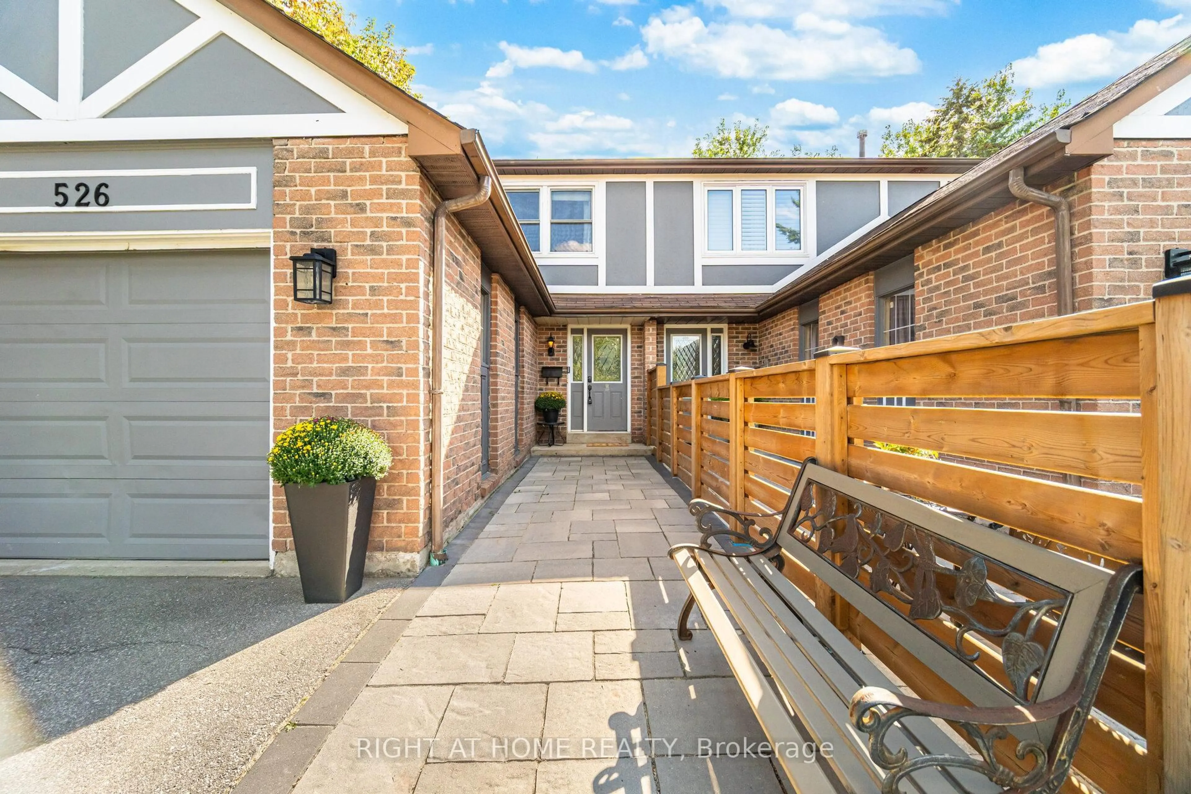 Home with brick exterior material, street for 526 Holly Ave, Milton Ontario L9T 4G7