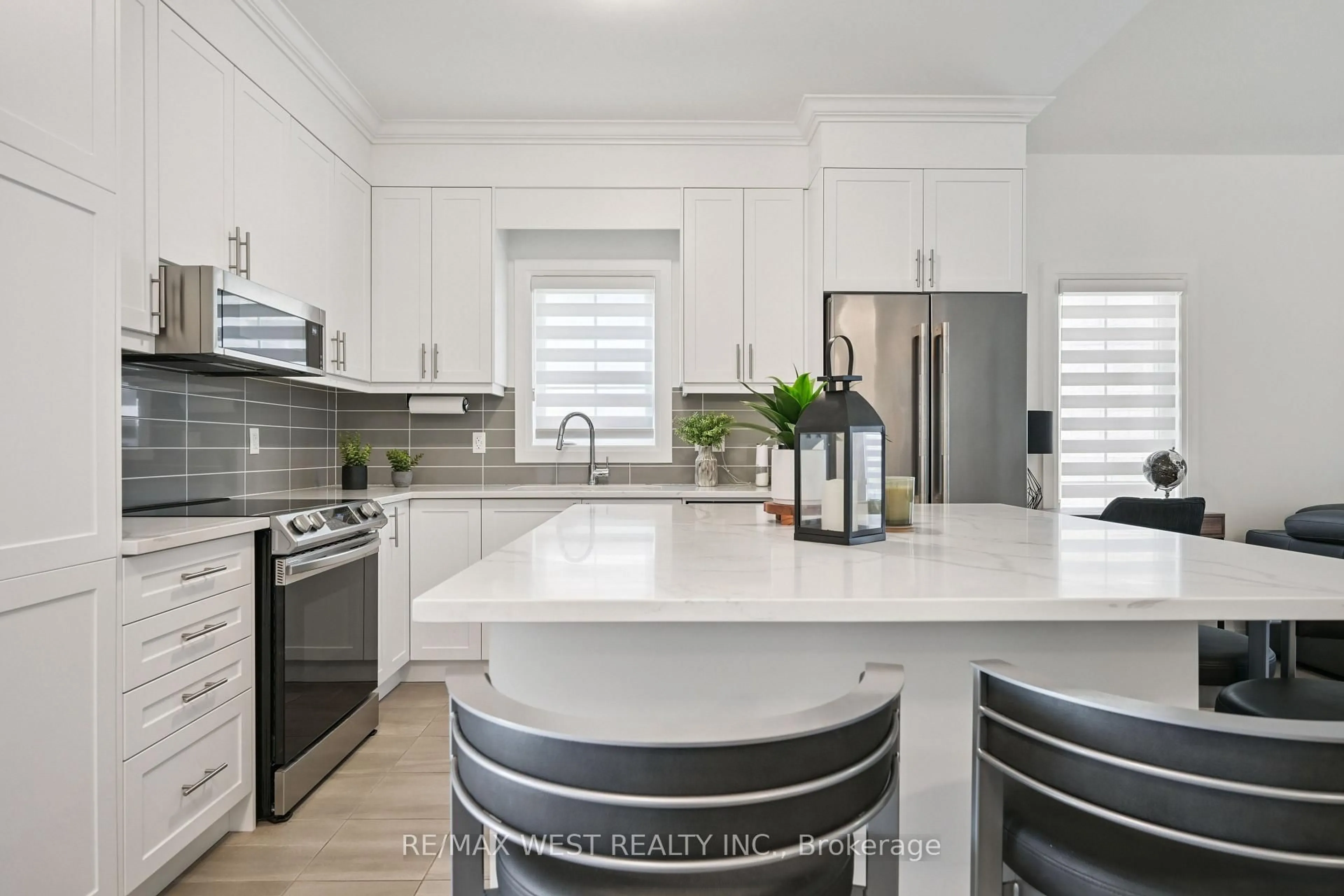 Contemporary kitchen, ceramic/tile floor for 31 Tea Rose Rd, Brampton Ontario L6R 0W2