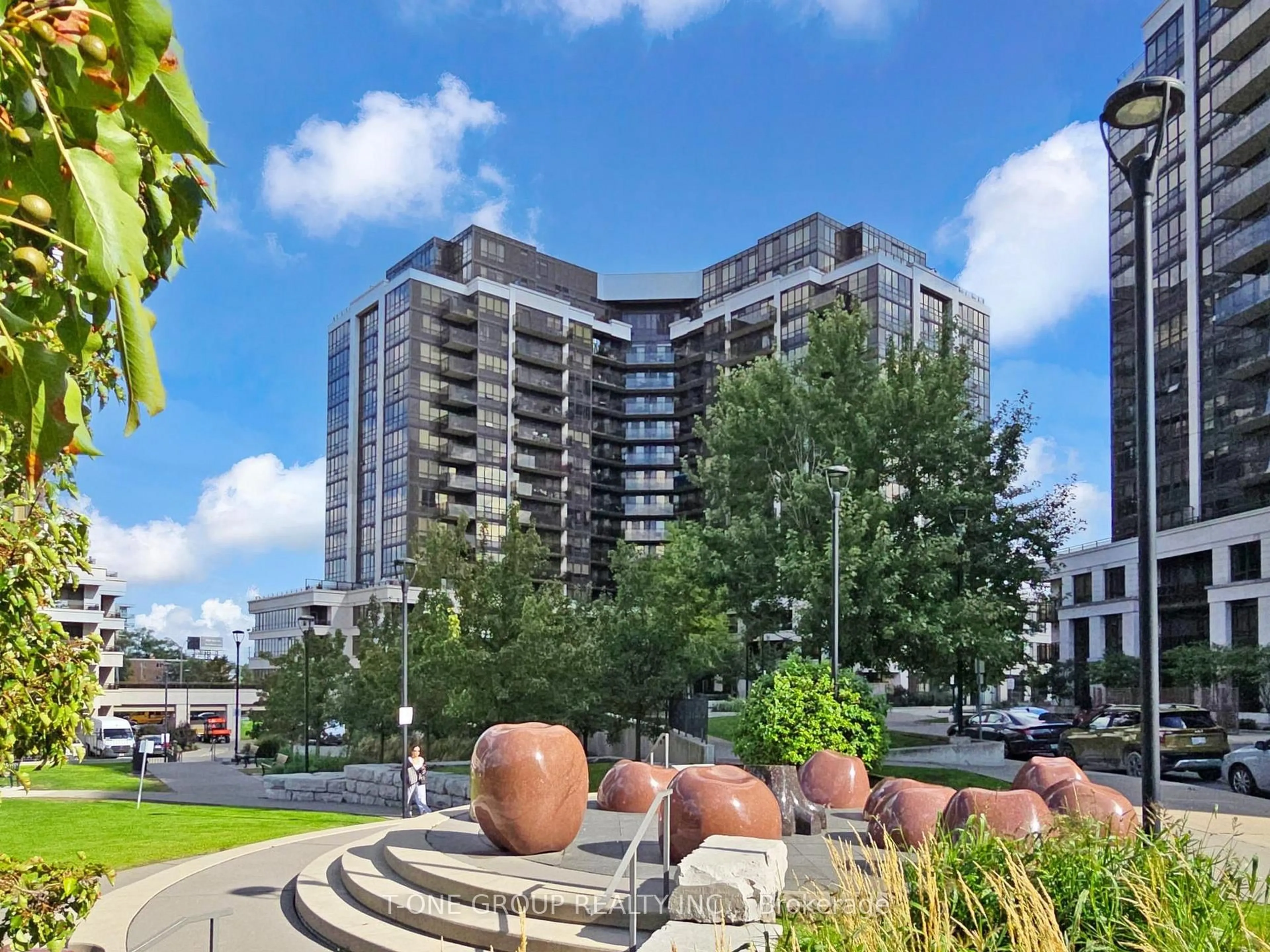 Unknown for 1060 Sheppard Ave #311, Toronto Ontario M3J 0G7