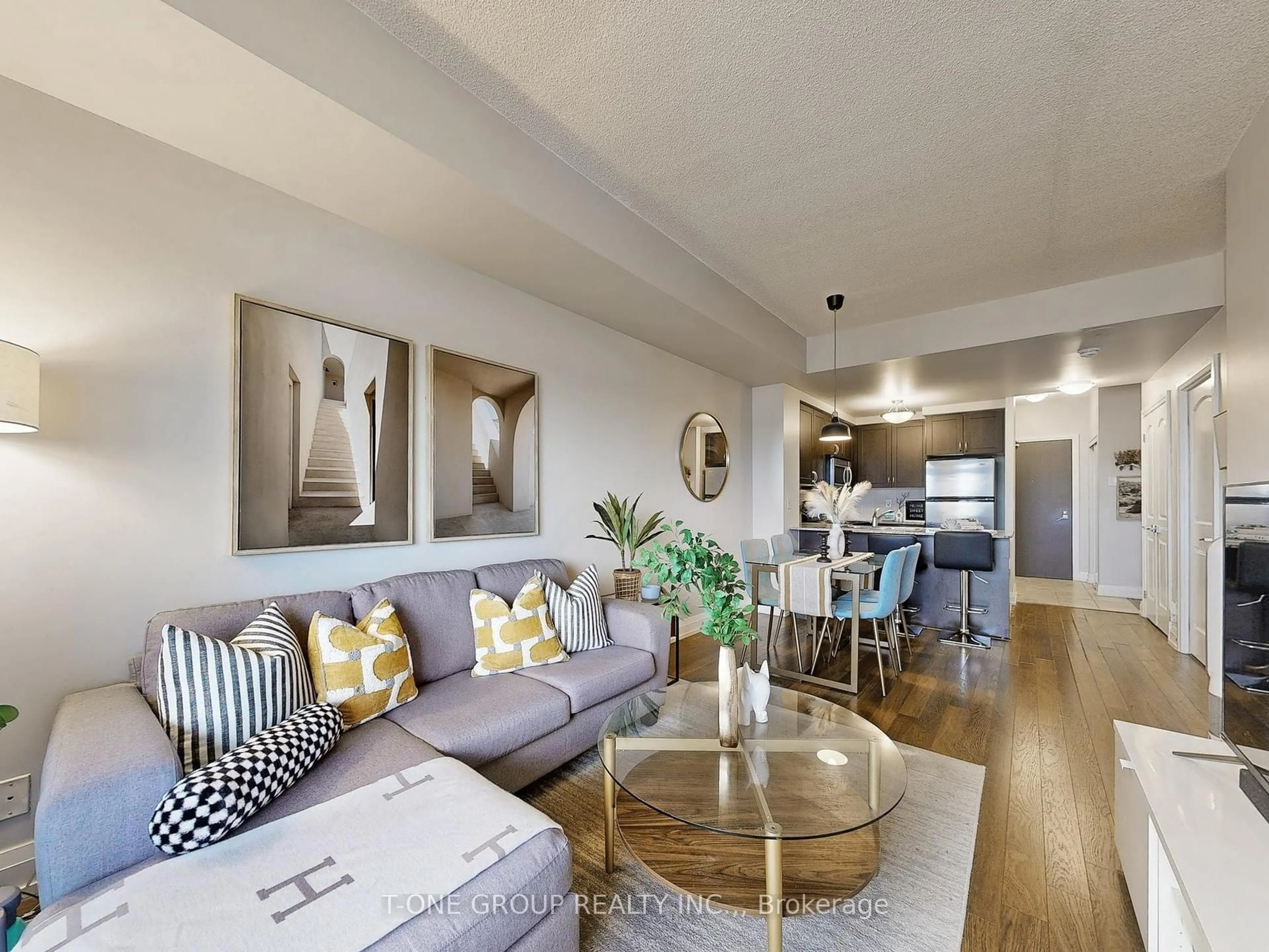 Living room with furniture, unknown for 1060 Sheppard Ave #311, Toronto Ontario M3J 0G7