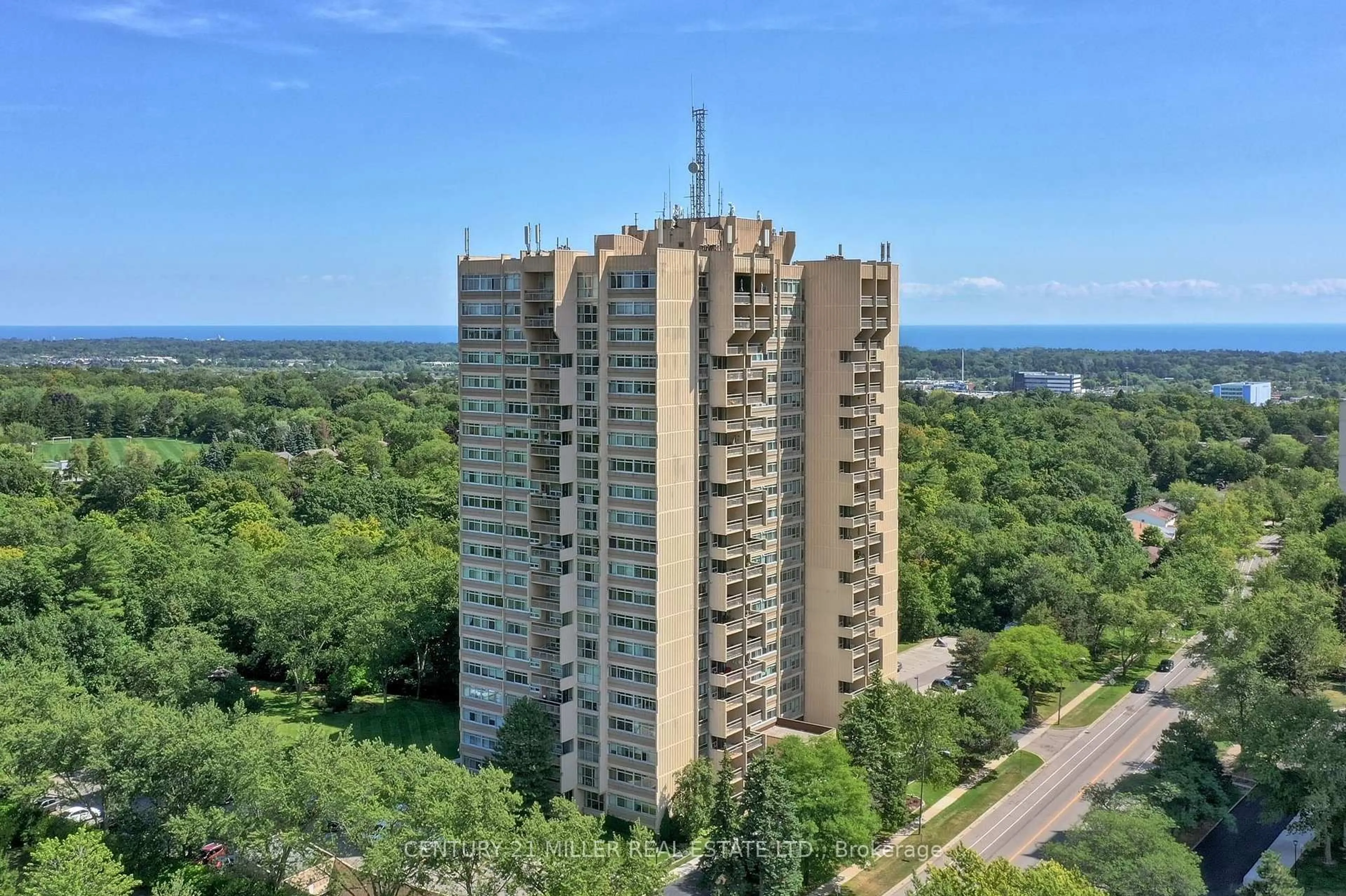 A pic from outside/outdoor area/front of a property/back of a property/a pic from drone, city buildings view from balcony for 1359 White Oaks Blvd #804, Oakville Ontario L6H 2R8
