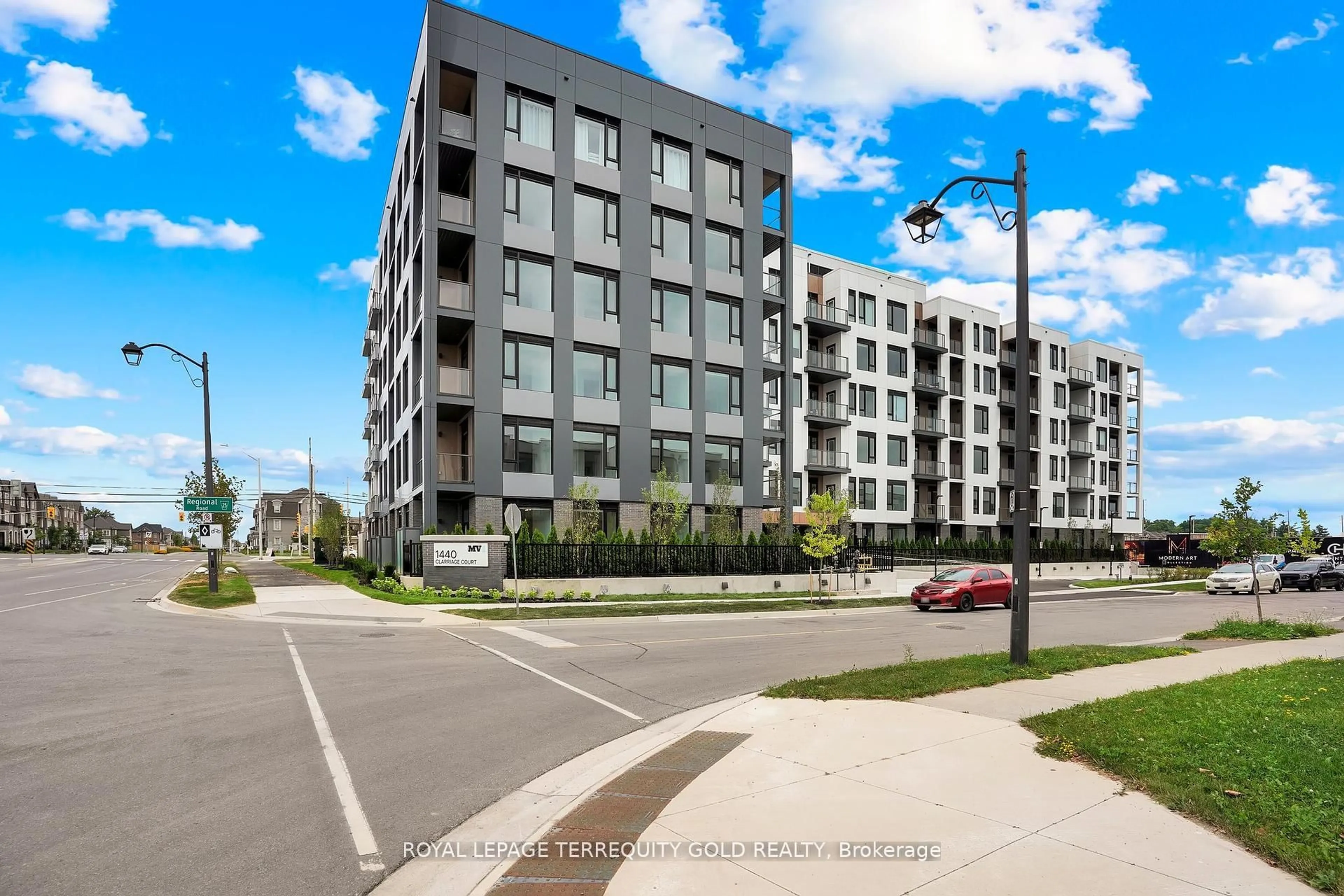 A pic from outside/outdoor area/front of a property/back of a property/a pic from drone, street for 1440 Clarriage Crt #518, Milton Ontario L9E 1B3