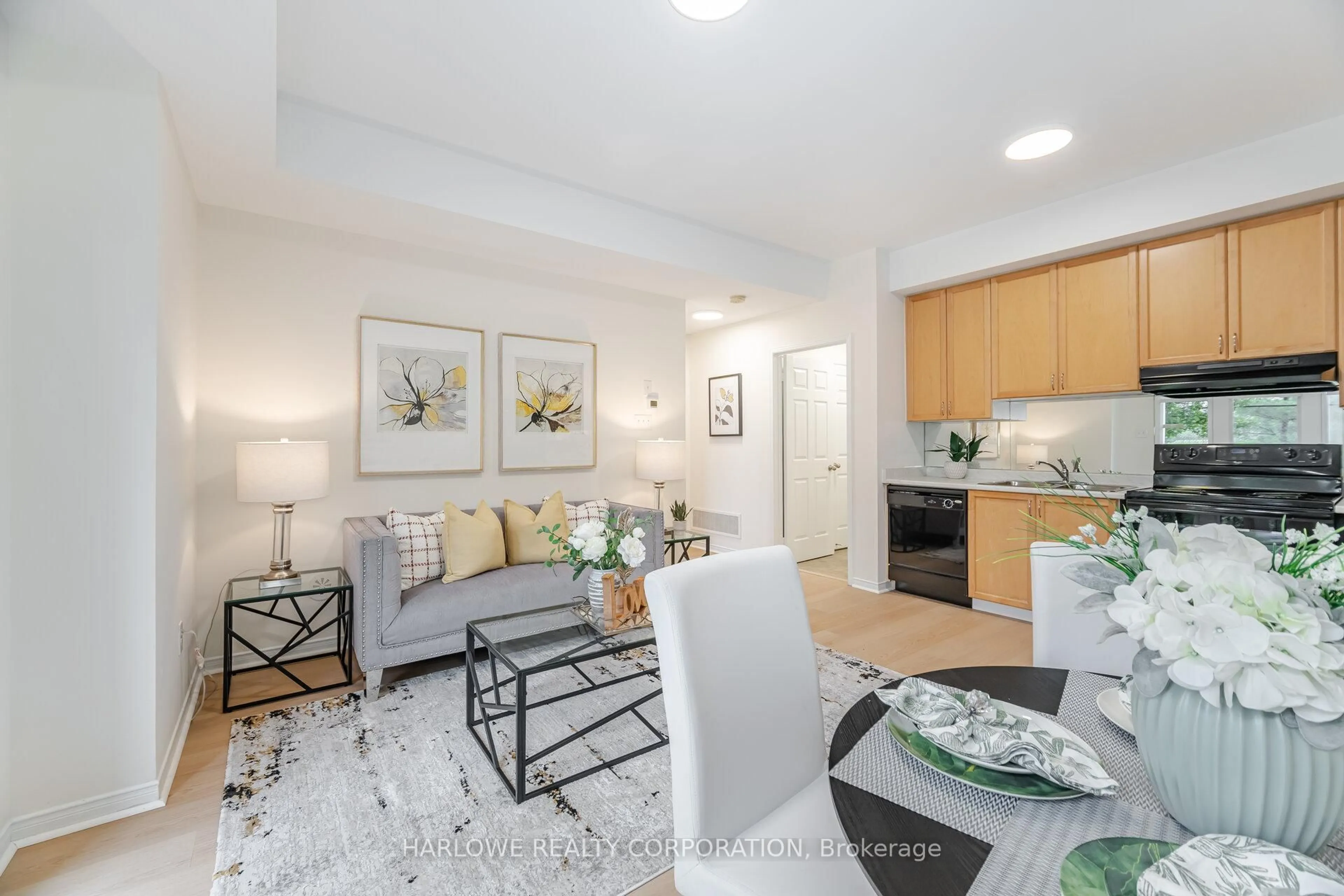 Unknown for 60 Fairwood Circ #11, Brampton Ontario L6R 0Y6
