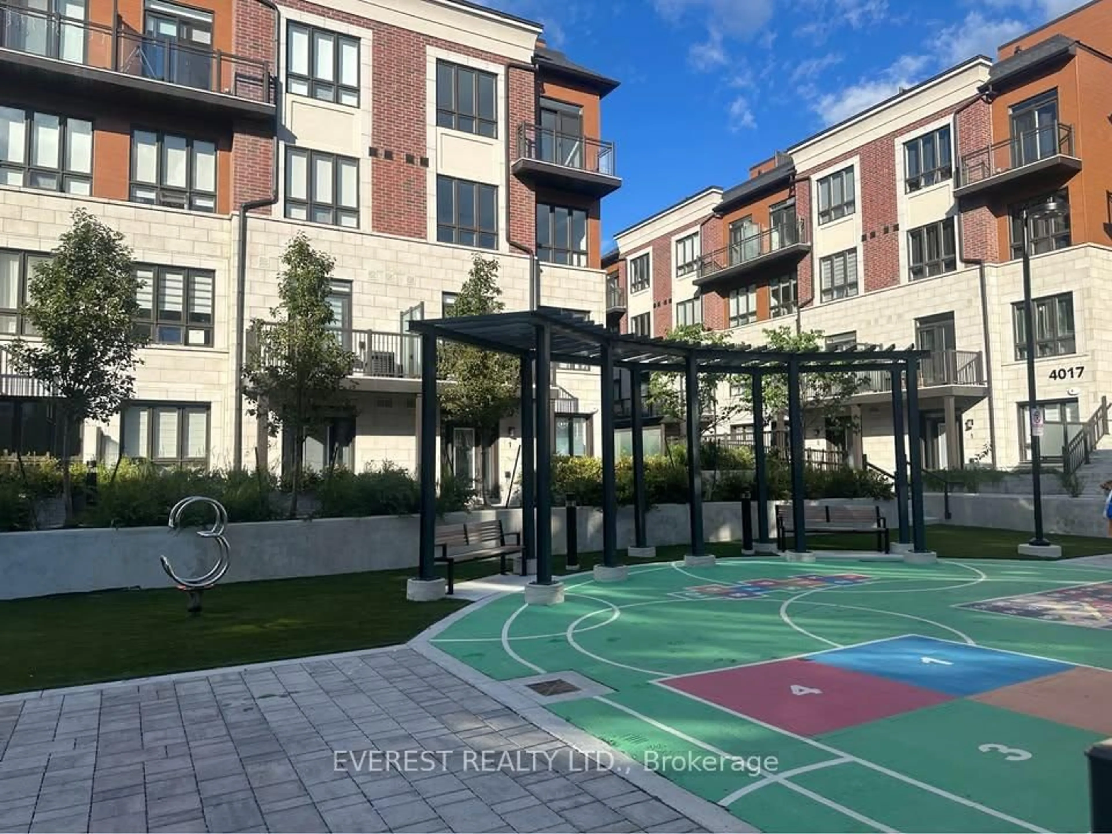 Unknown for 4045 Hickory Dr #13, Mississauga Ontario L4W 1L1