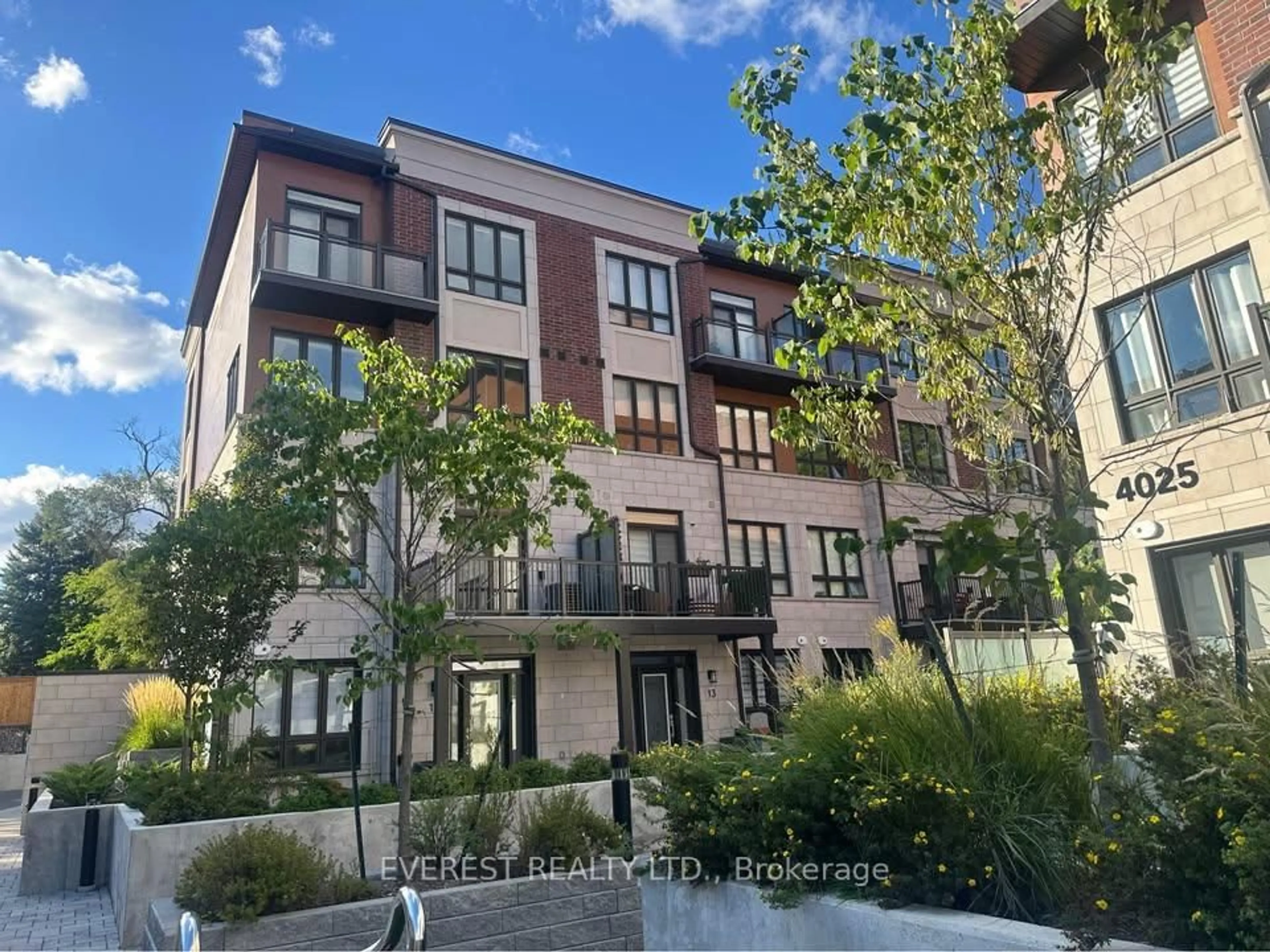 Unknown for 4045 Hickory Dr #13, Mississauga Ontario L4W 1L1